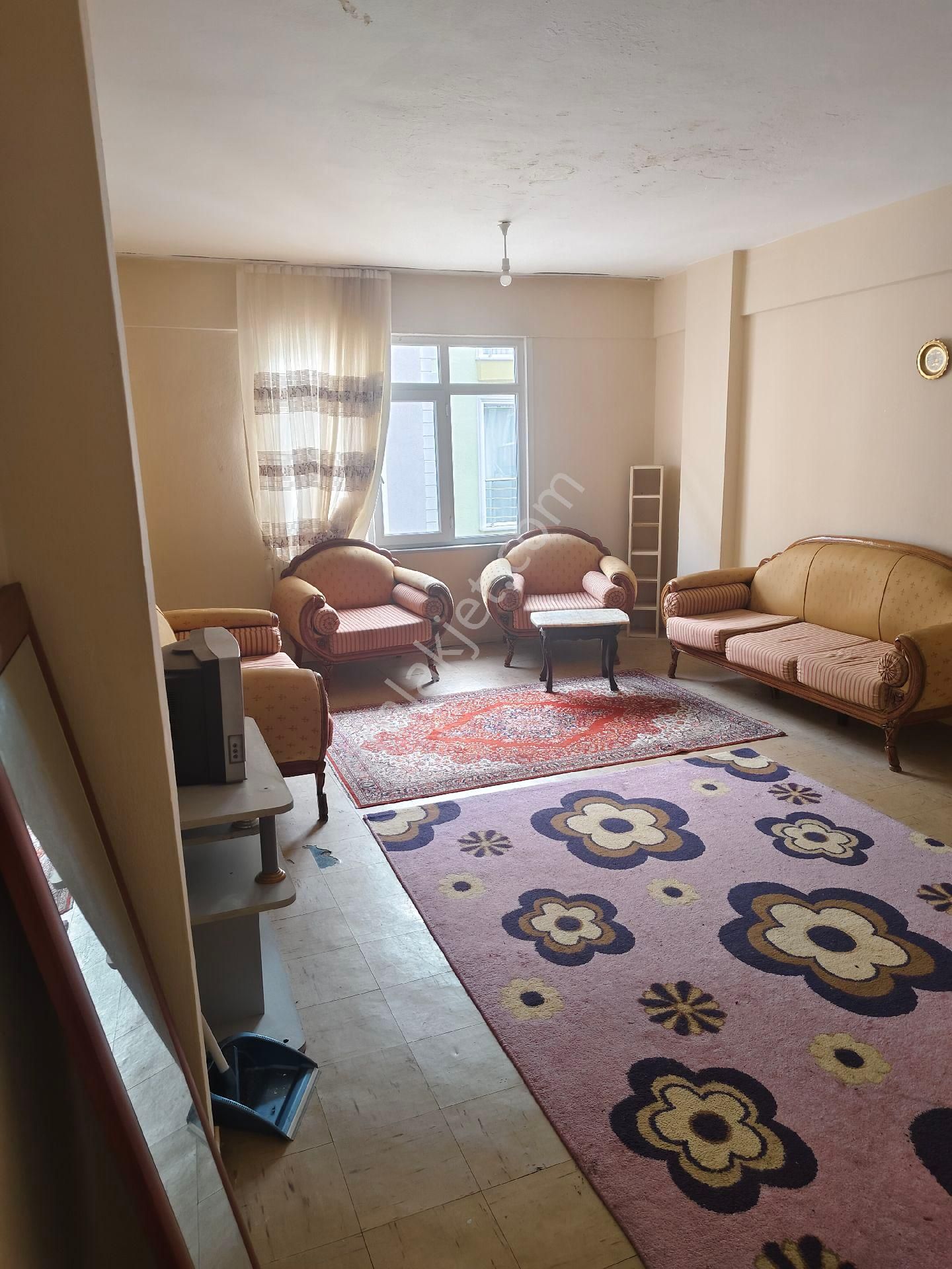 Çorlu Reşadiye Mahellesi De Kiralik 2t1 Eşyalı - Görsel 16