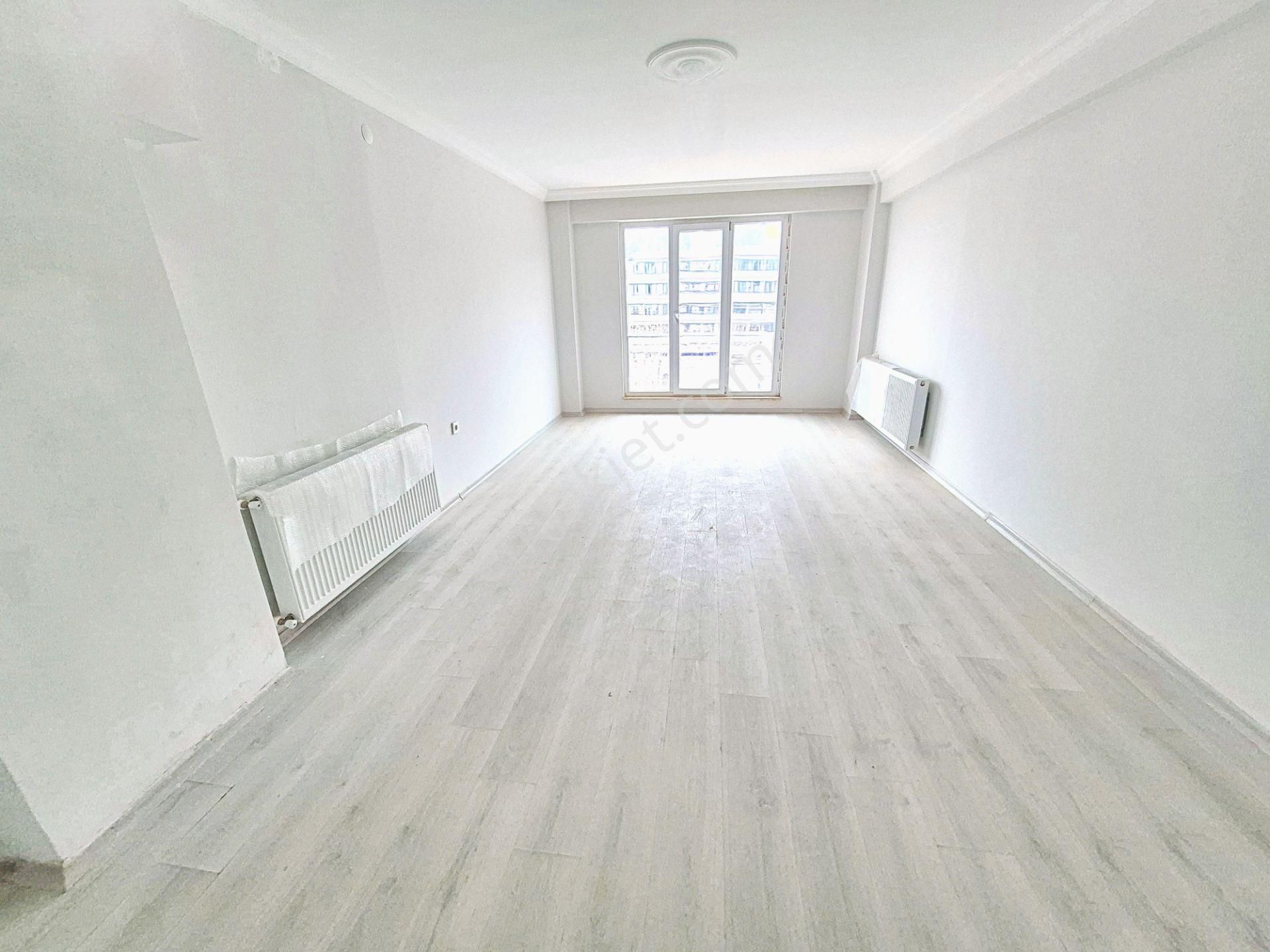 🌀gültaş Emlaktan Satılık Edremit Merkezde İskanlı Ön Cephe Asansörlü Ebeveyn Banyolu 3+1 Daire - Görsel 14