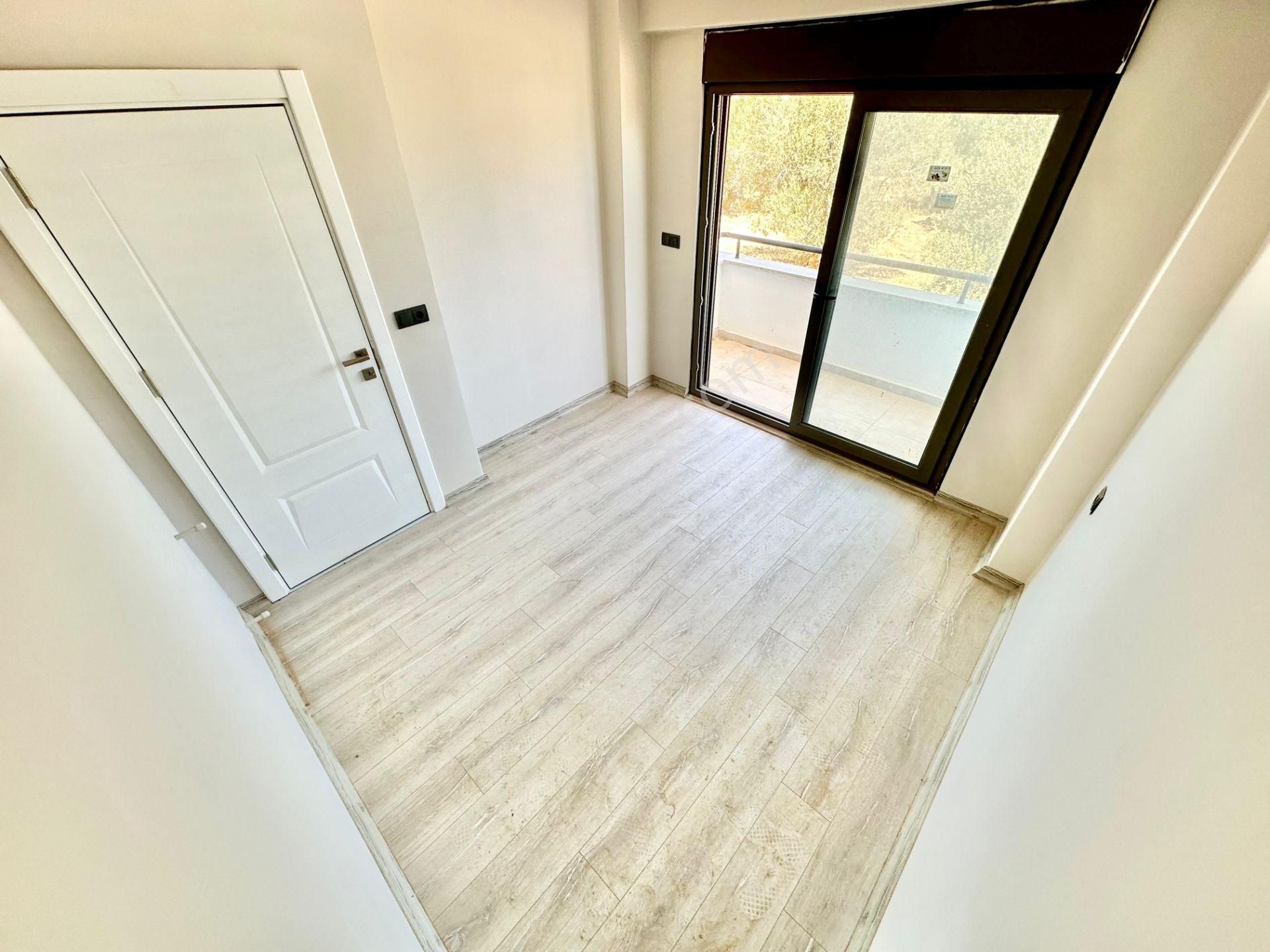 ✨akçay Ay Emlak'tan✨pelitköy'de Denize Sadece 100 Mt Doğa İle İç İçe Satılık 3+1 Lüx Müstakil Villa - Görsel 13