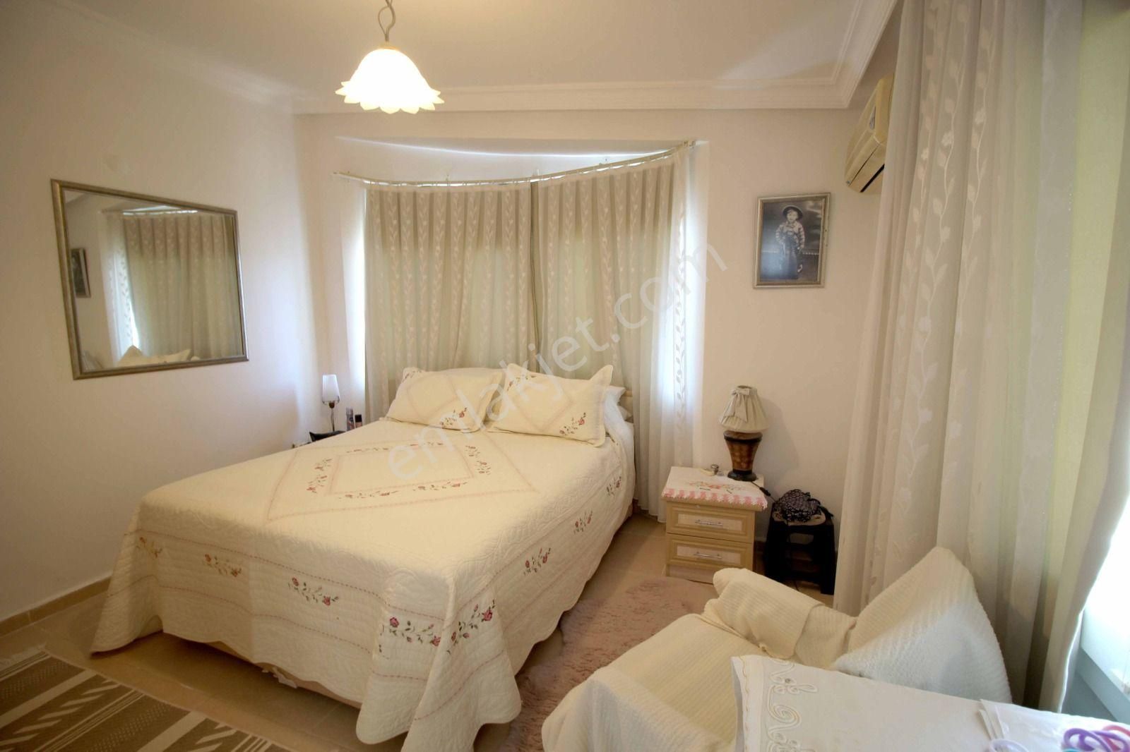 Didim Akbük'de , Mavi Bayraklı Plaja 100 Metre, Site İçi Villa - Görsel 34