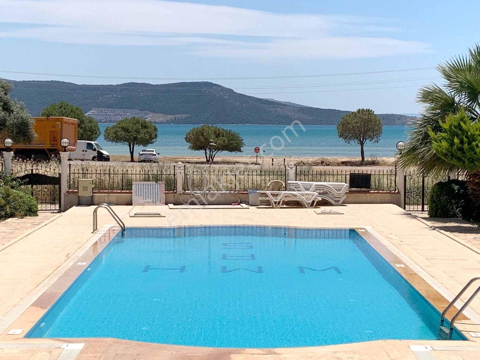 Didim Akbük'de , Mavi Bayraklı Plaja 100 Metre, Site İçi Villa