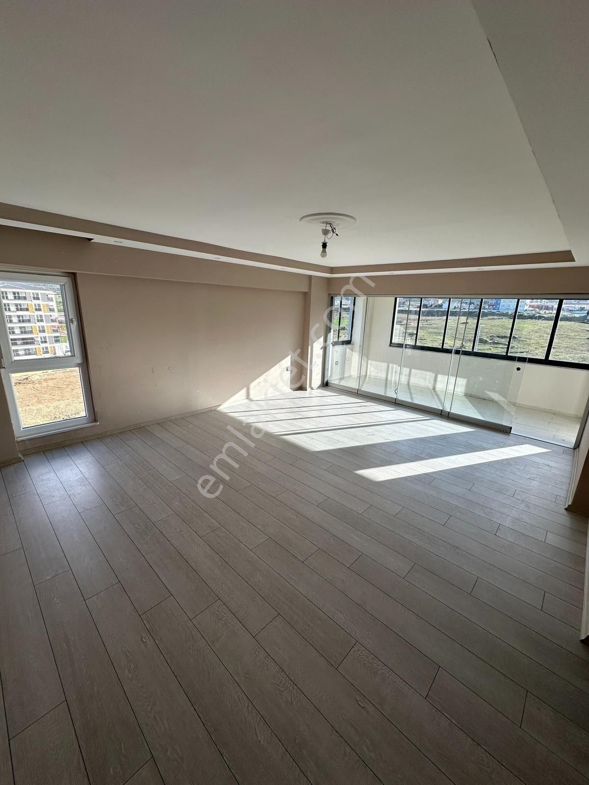 Ege Emlak'tan Yeni Mahalle De 3+1 Kiralık Daire - Görsel 9