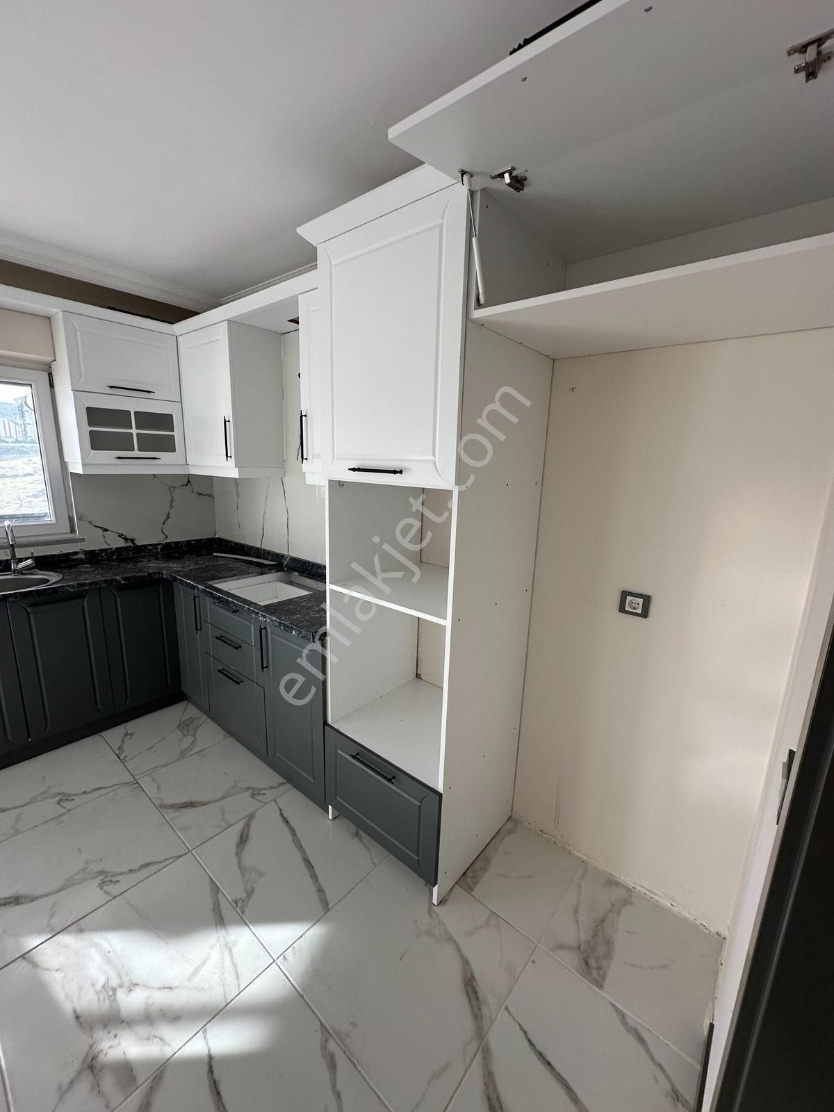 Ege Emlak'tan Yeni Mahalle De 3+1 Kiralık Daire - Görsel 21
