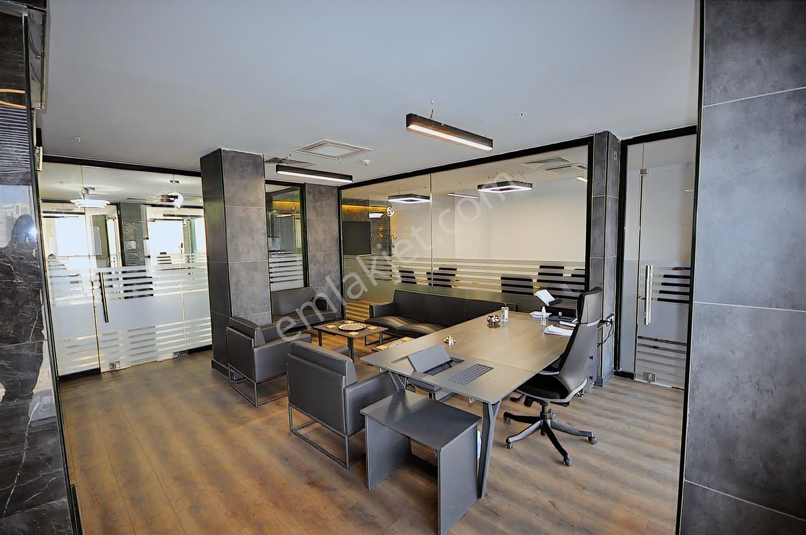 Coldwell Banker'dan Adliyeye 2 Dk Merkezi Lokasyon Dizayn Ofis
