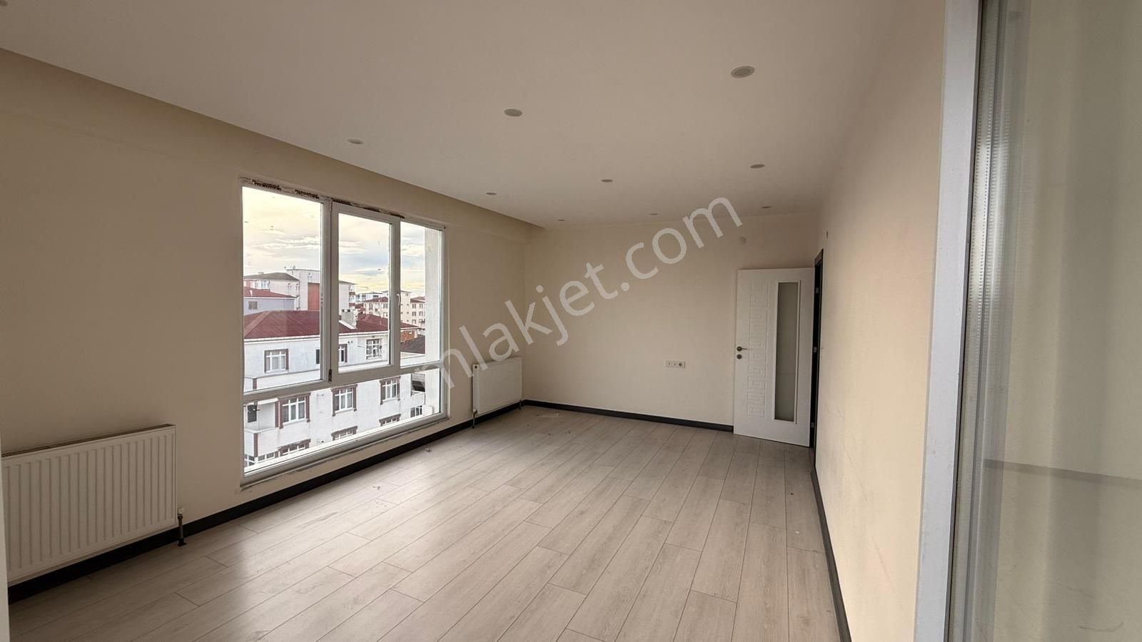 Akyüz Gayrimenkul Den; Gultepe Mah De Iskanlı,kombılı Satılık Sıfır 2+1 Daire - Görsel 9