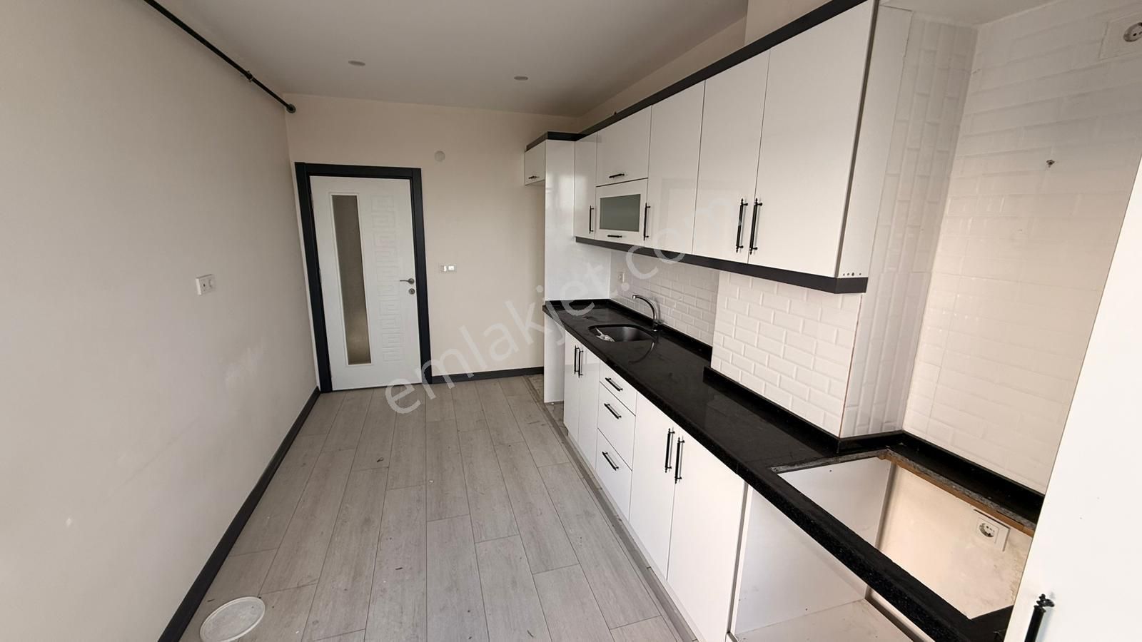 Akyüz Gayrimenkul Den; Gultepe Mah De Iskanlı,kombılı Satılık Sıfır 2+1 Daire - Görsel 14