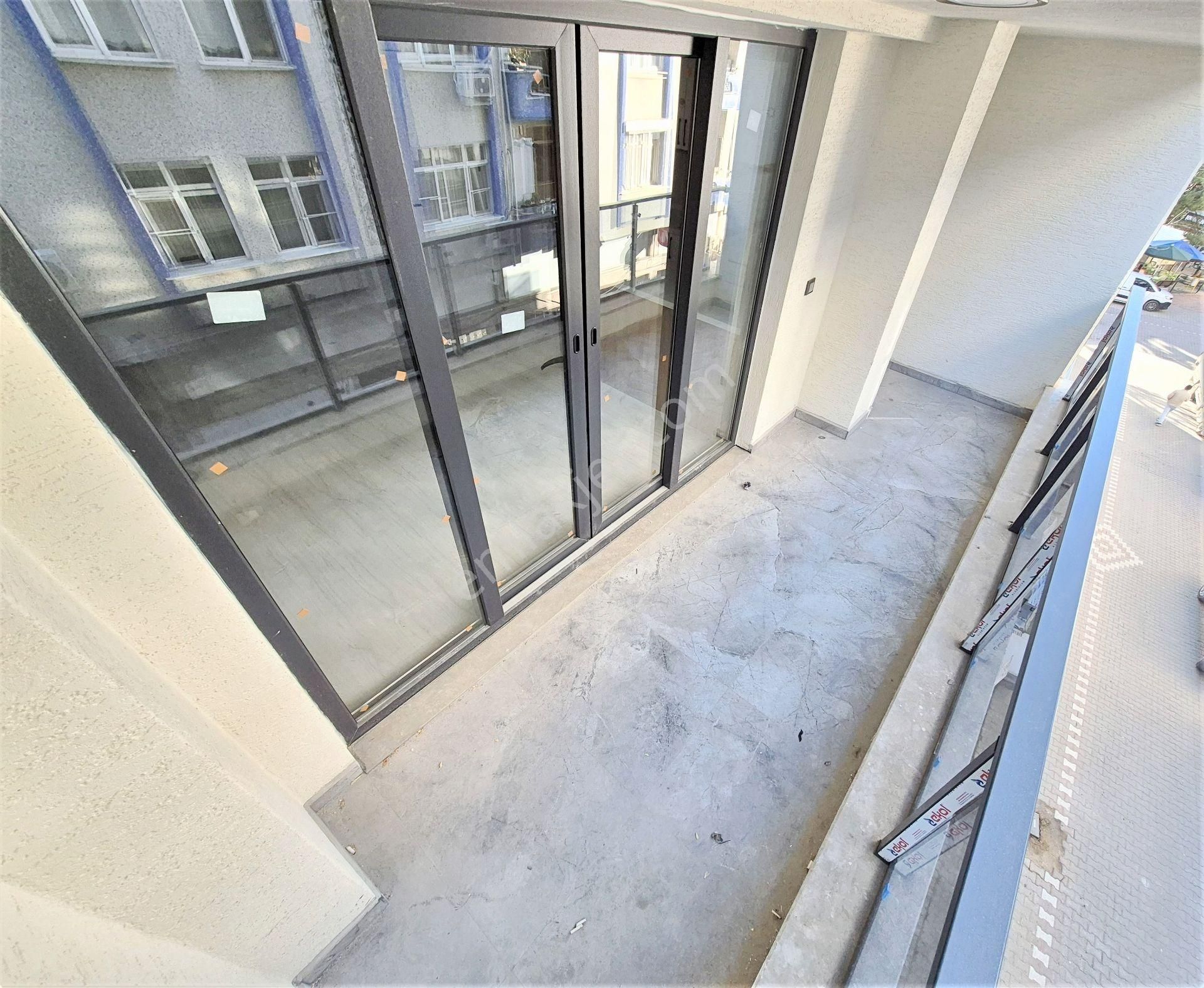 🌀gültaş Emlaktan Edremitte Satılık 2+1 Ara Kat Asansörlü Yerden Isıtmalı Çift Balkonlu 2+1 Daire - Görsel 14