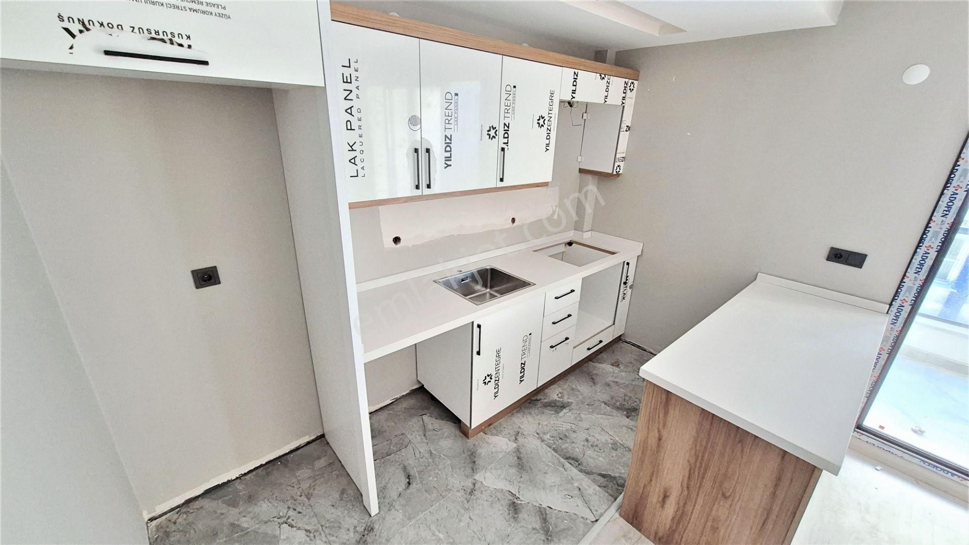 🌀gültaş Emlaktan Edremitte Satılık 2+1 Ara Kat Asansörlü Yerden Isıtmalı Çift Balkonlu 2+1 Daire - Görsel 6