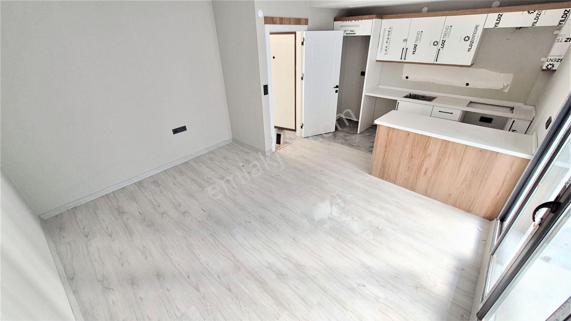 🌀gültaş Emlaktan Edremitte Satılık 2+1 Ara Kat Asansörlü Yerden Isıtmalı Çift Balkonlu 2+1 Daire - Görsel 11