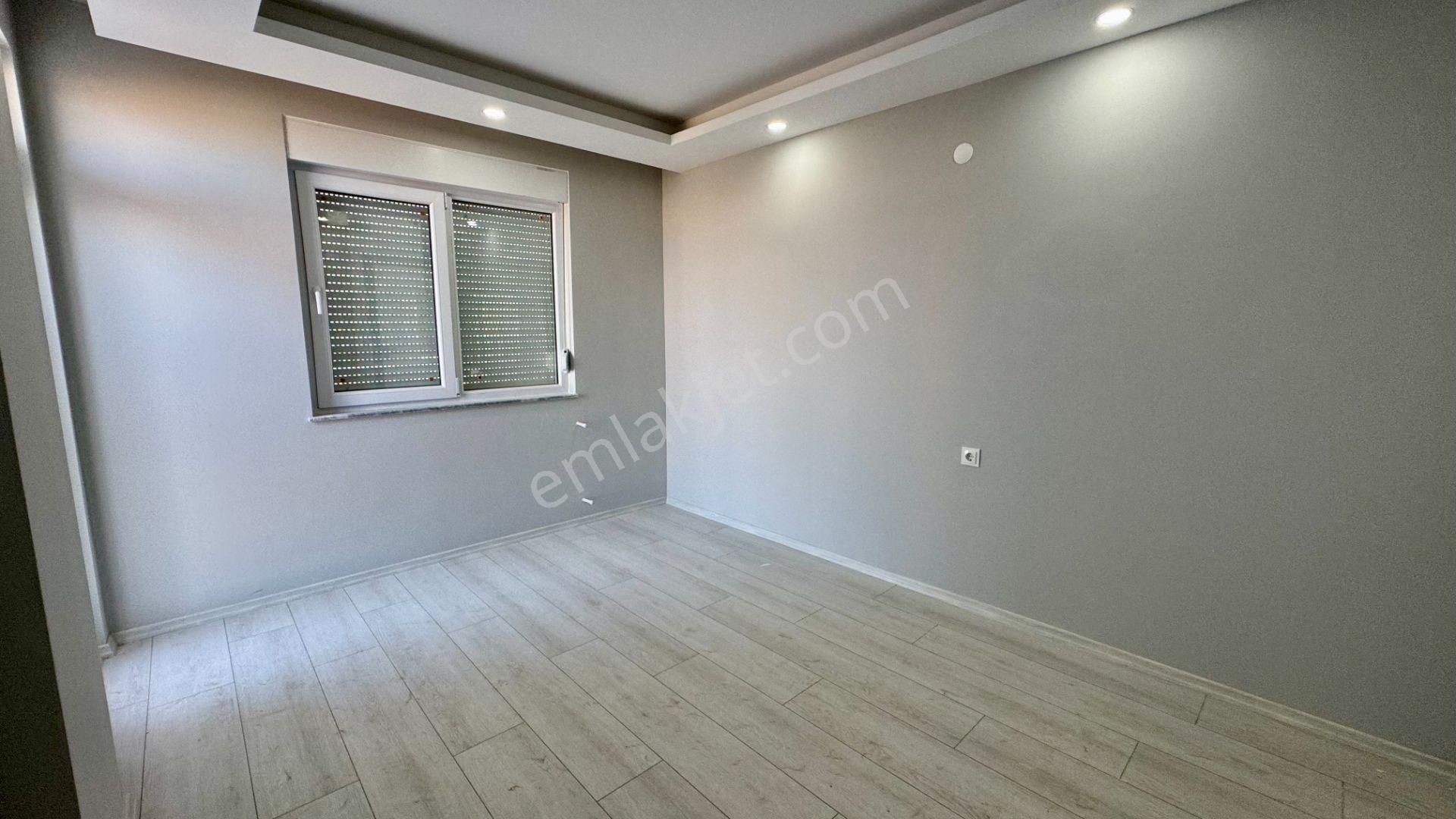 Aydoğmuş'ta Satılık Sıfır 2+1 Oturuma Hazır Daire - Görsel 12