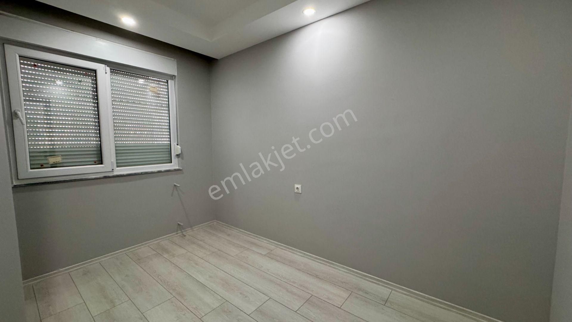 Aydoğmuş'ta Satılık Sıfır 2+1 Oturuma Hazır Daire - Görsel 8