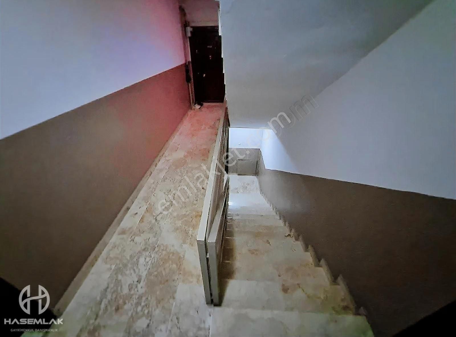 Bölge Uzmanı Has Emlak Merkezi Konumda Kiralık Daire - Görsel 2