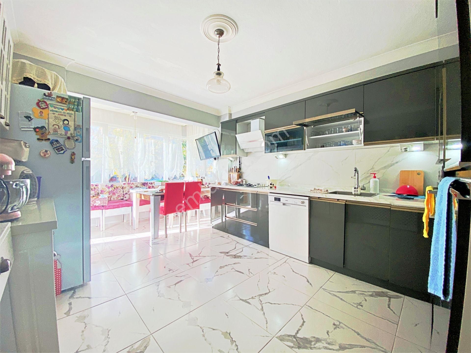 🌀gültaş Emlaktan Akçayda Satılık 3+1 Ayrı Mutfaklı Müstakil Tadında Daire