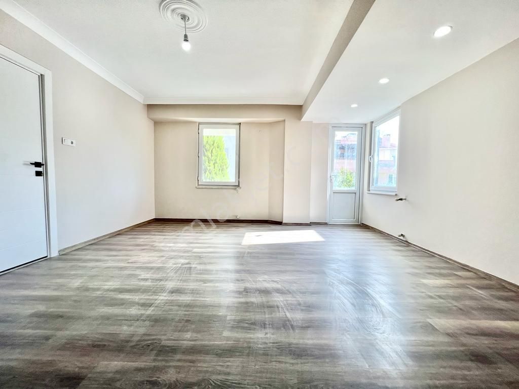 ✨ay Emlak'tan✨akçay'da Muhteşem Konumlu Kendine Ait Geniş Bahçeli Satılık 3+1 Müstakil Villa - Görsel 16