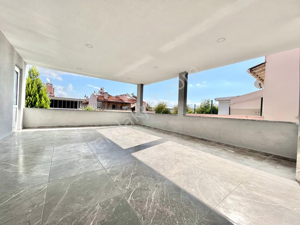 ✨ay Emlak'tan✨akçay'da Muhteşem Konumlu Kendine Ait Geniş Bahçeli Satılık 3+1 Müstakil Villa - Görsel 28