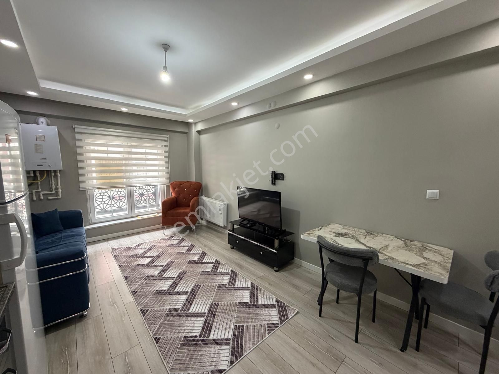 Oscar'dan Eşyalı - Asansörlü -elektrik Ve Su Aboneliği Açık 1+1 - Görsel 13