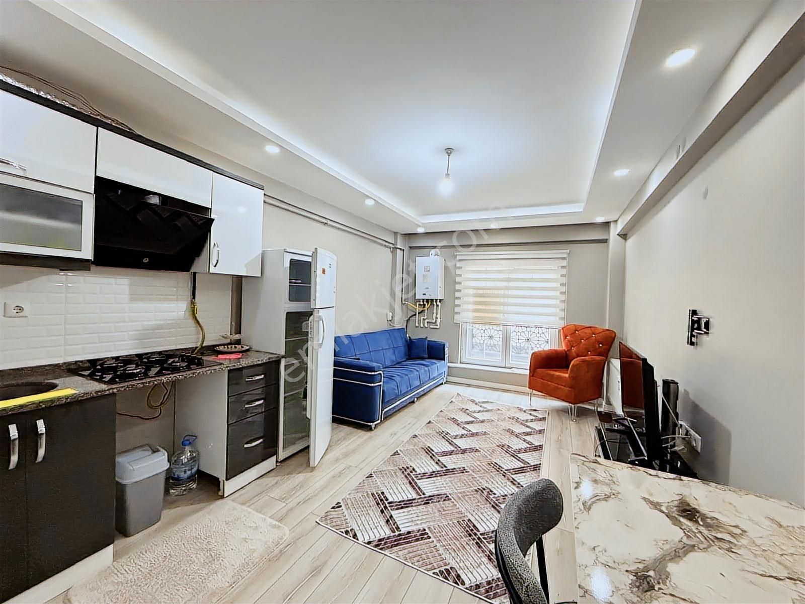 Oscar'dan Eşyalı - Asansörlü -elektrik Ve Su Aboneliği Açık 1+1