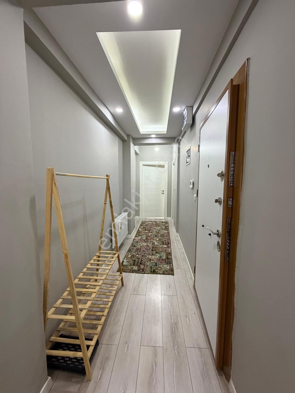 Oscar'dan Eşyalı - Asansörlü -elektrik Ve Su Aboneliği Açık 1+1 - Görsel 17