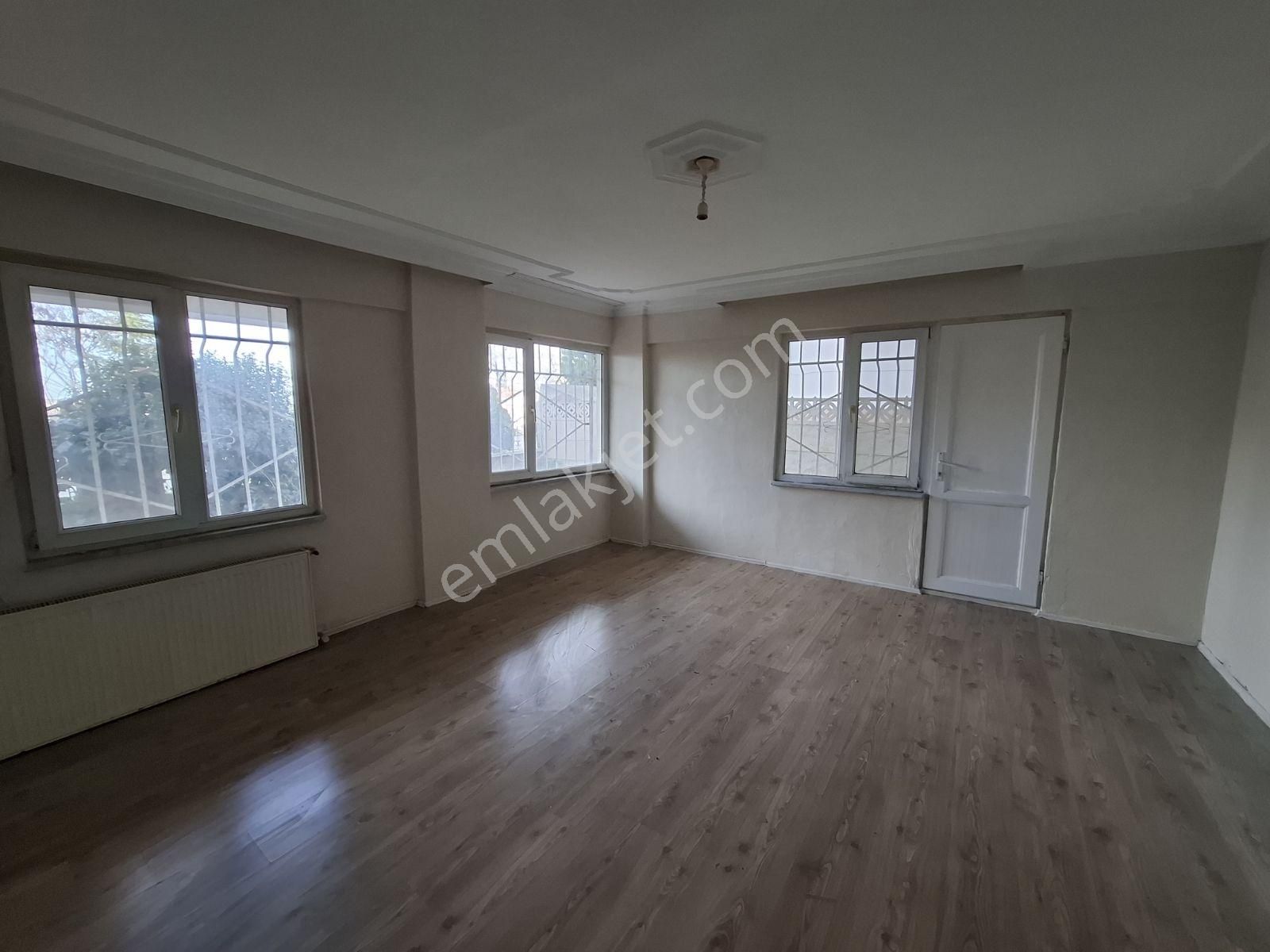 Bursa Nilüfer Beşevler De Site İçerisin De Satılık Daire