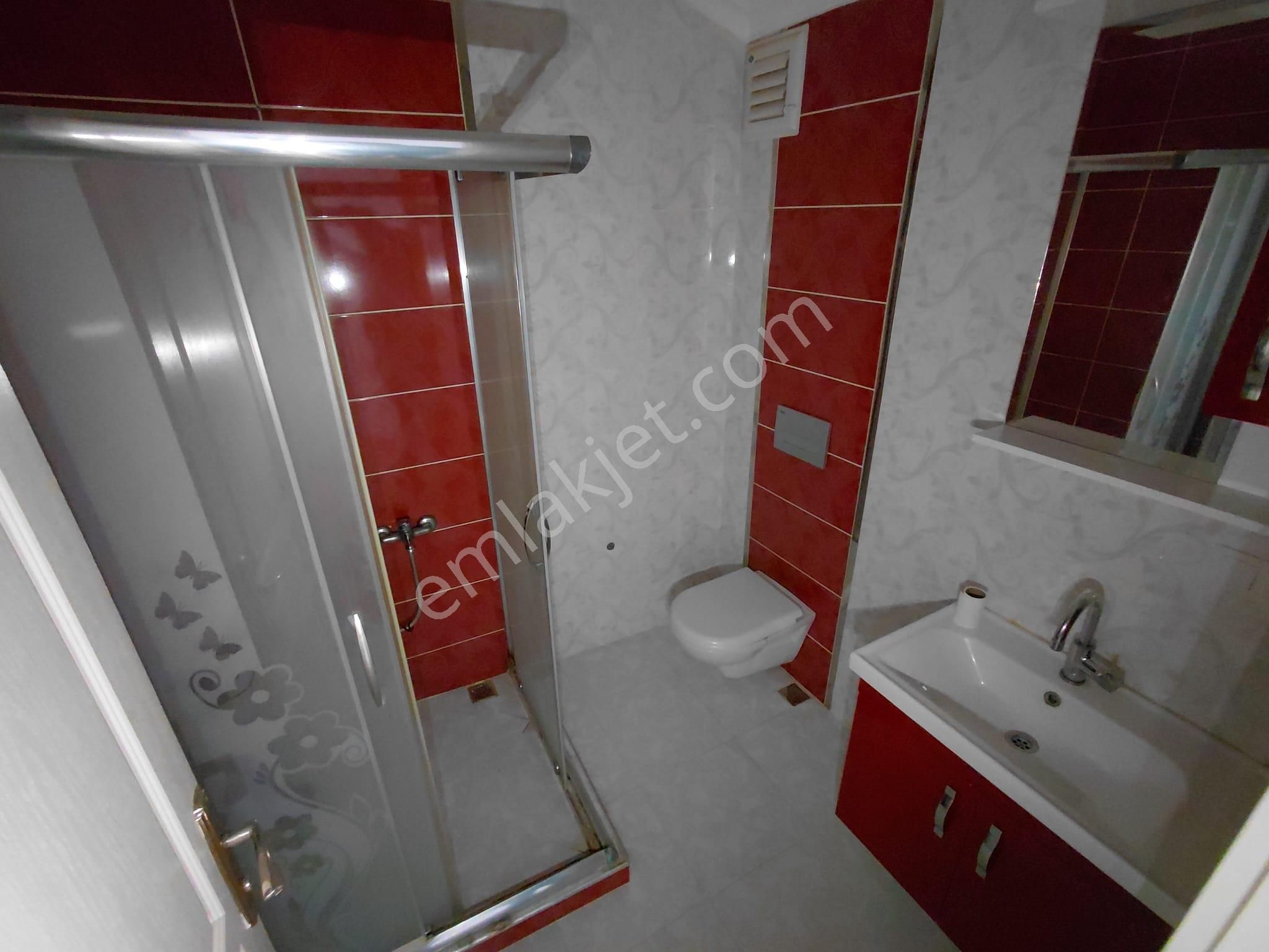 Cadde Üzerinde Ulaşım Sorunsuz Manzaralı 1+1 Kiralık Teras Kat - Görsel 19