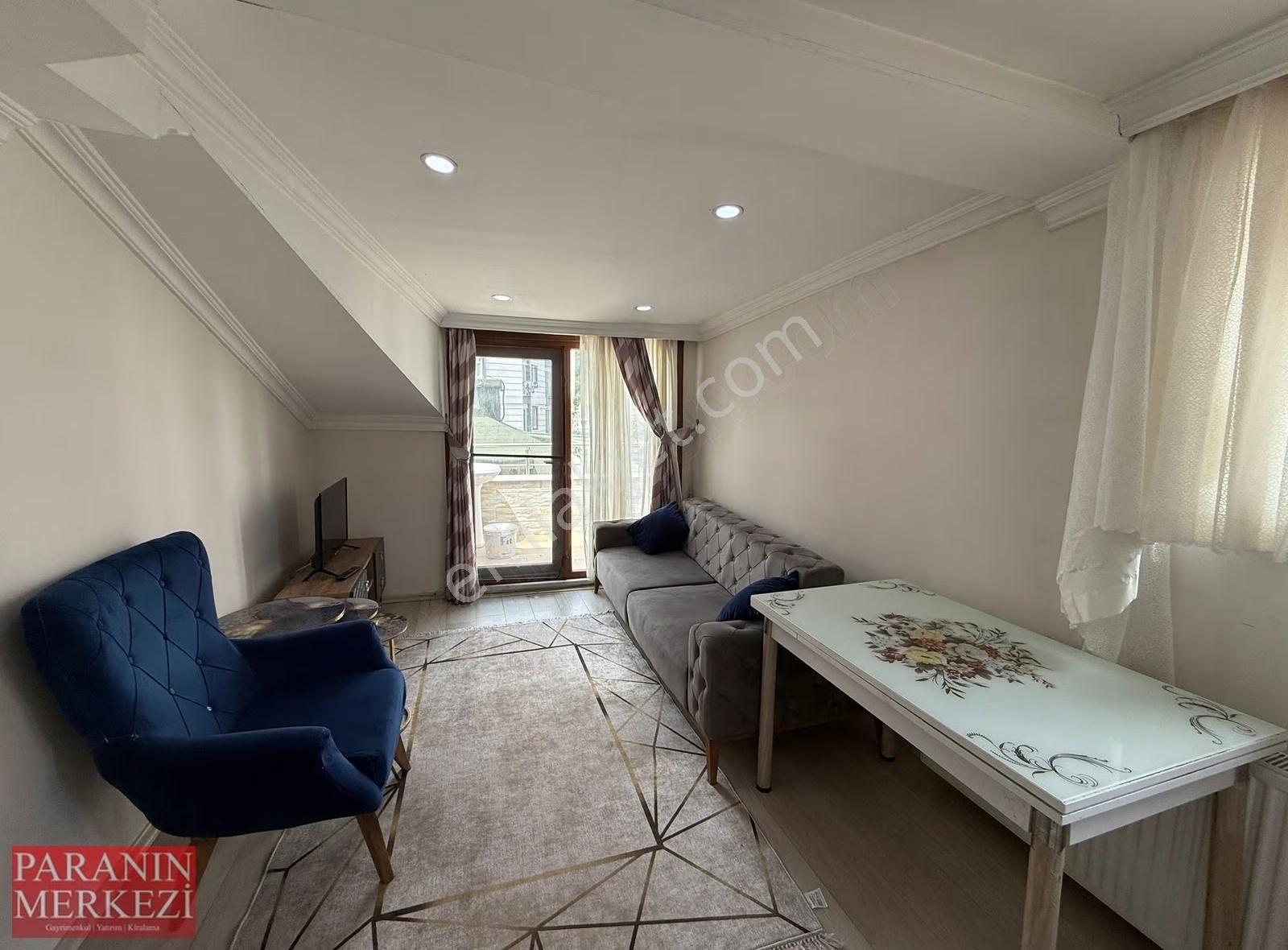 Para'dn Full Yeni Eşyali Asansörlu Balkonlu 1+1 Daire - Görsel 4