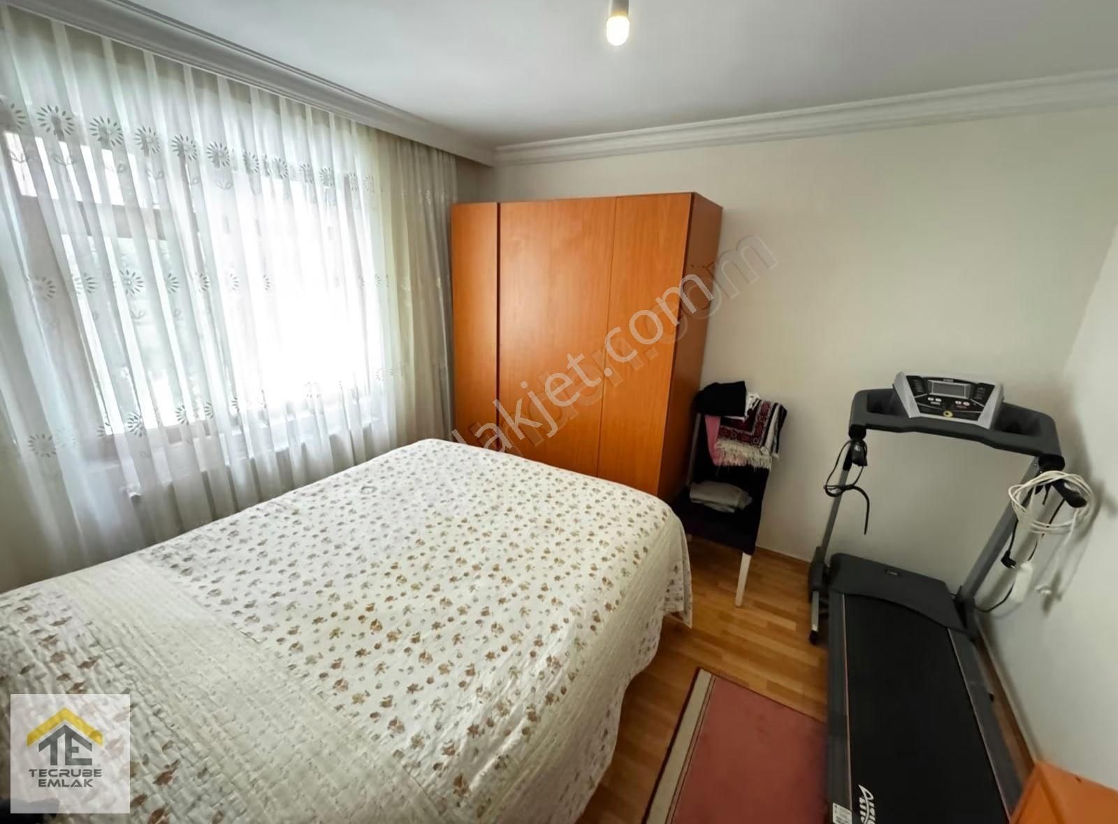 Çiçekli'de Cuma Pazarı Yakını 3+1 Giriş Kat Ön Güney Bağımsız - Görsel 5