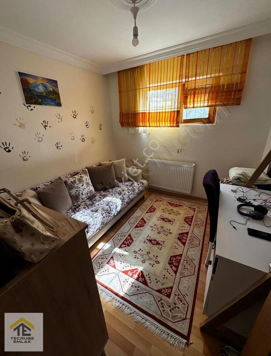 Çiçekli'de Cuma Pazarı Yakını 3+1 Giriş Kat Ön Güney Bağımsız - Görsel 6