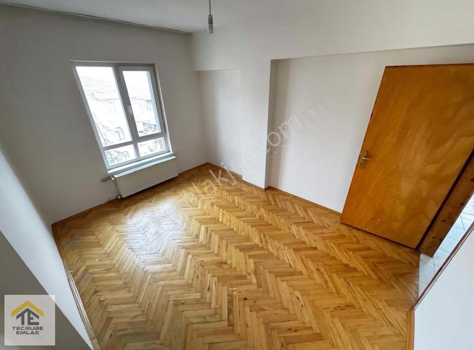 Sakızağacı Caddesi Üzeri Katta 3+1 Salon Bağımsız Geniş Ön Cephe - Görsel 7