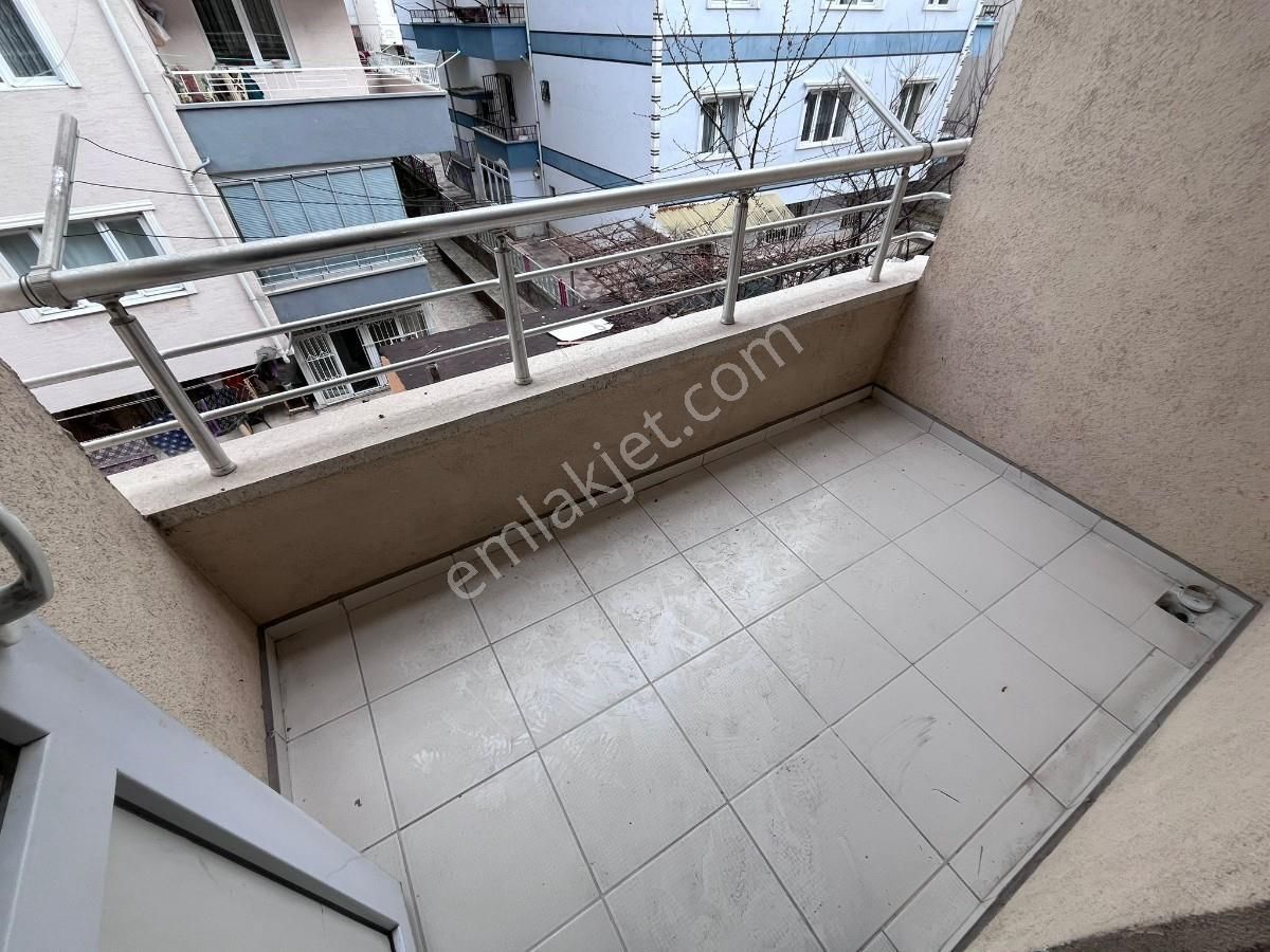Mareşal Çakmak Mah.de Asansörlü E..banyolu 130m2 3+1 Daire - Görsel 23
