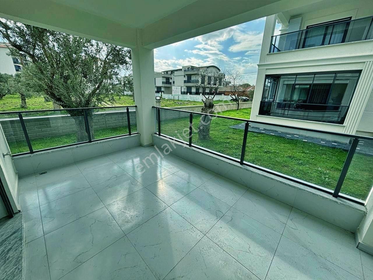 Uytundan Burhaniye'de Müstakil Tadında 2+1 Lüks Daire