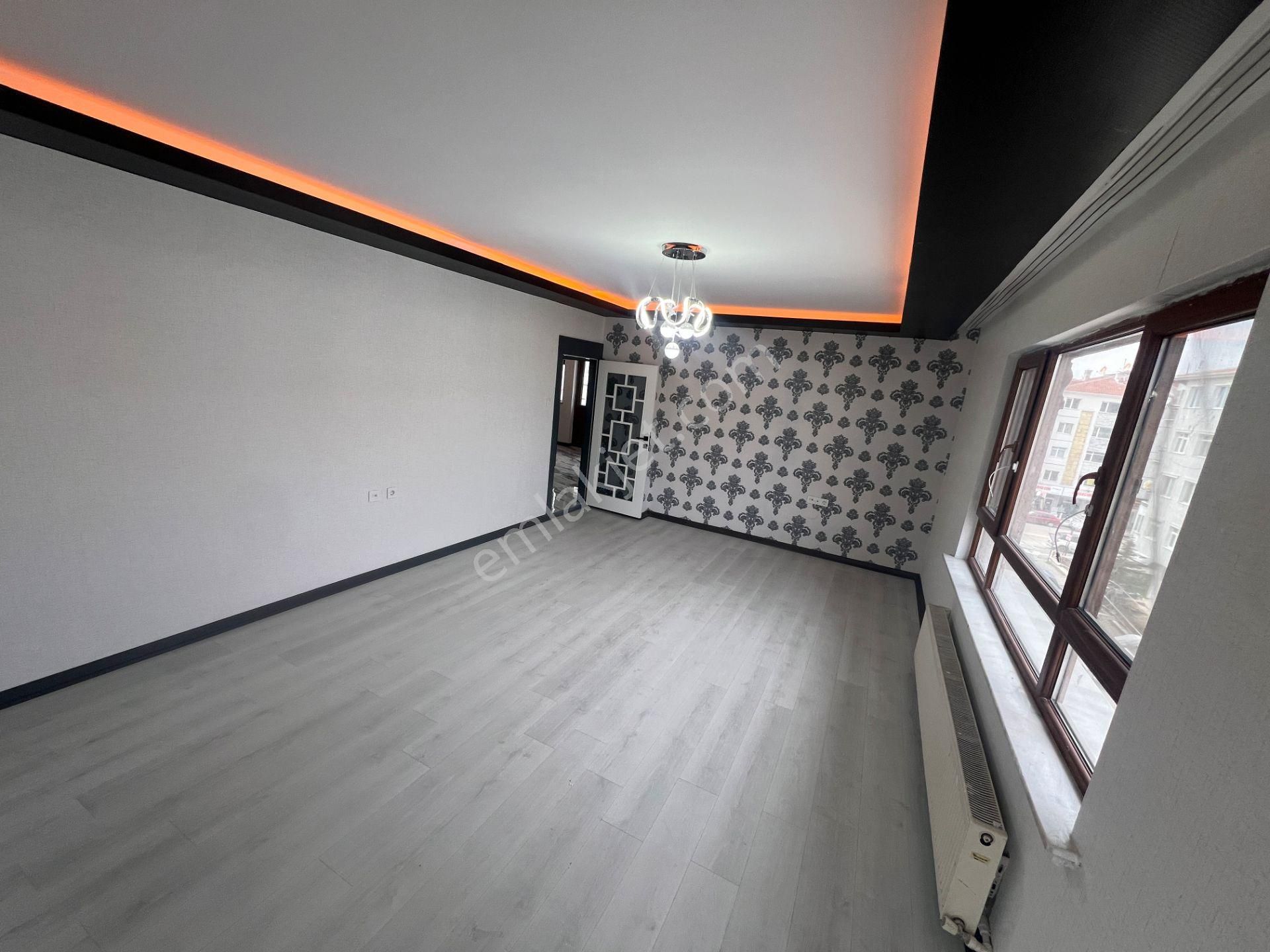 Sincan Akşemsettin Mah Ön Cephe Salon Bagımsız 4+1 Teras - Görsel 11