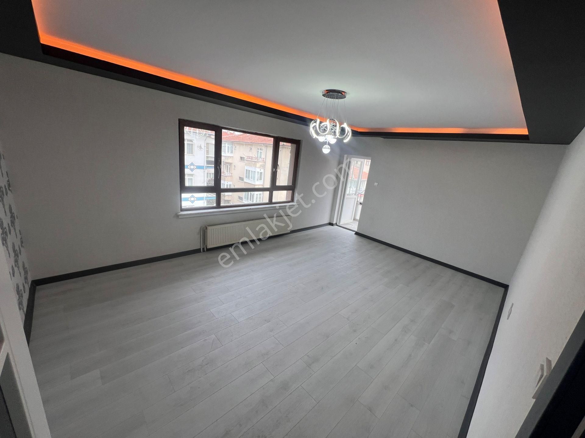 Sincan Akşemsettin Mah Ön Cephe Salon Bagımsız 4+1 Teras - Görsel 10