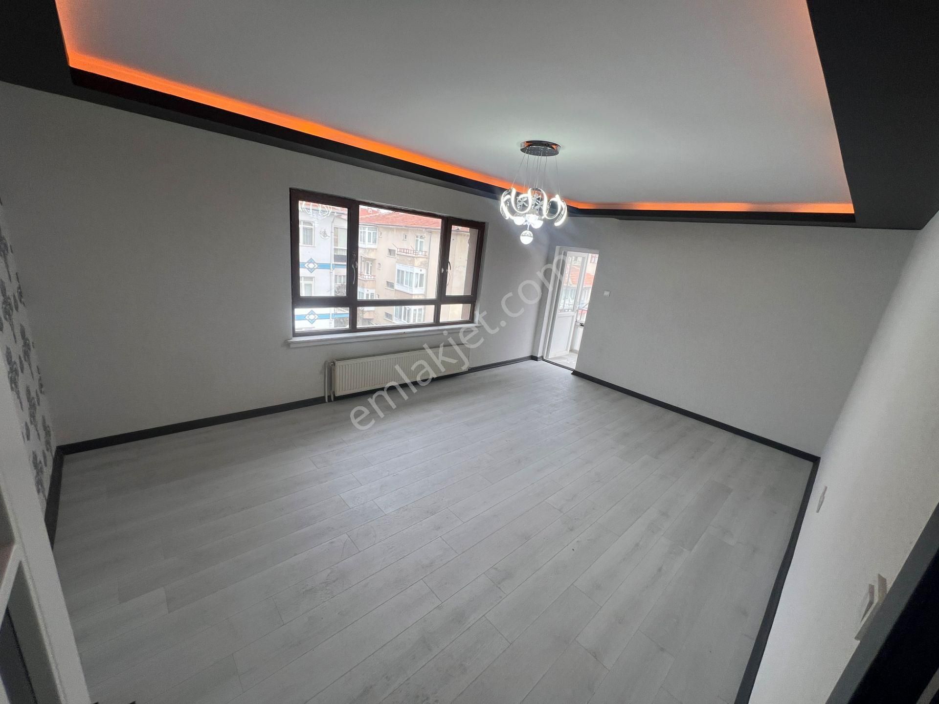 Sincan Akşemsettin Mah Ön Cephe Salon Bagımsız 4+1 Teras - Görsel 8