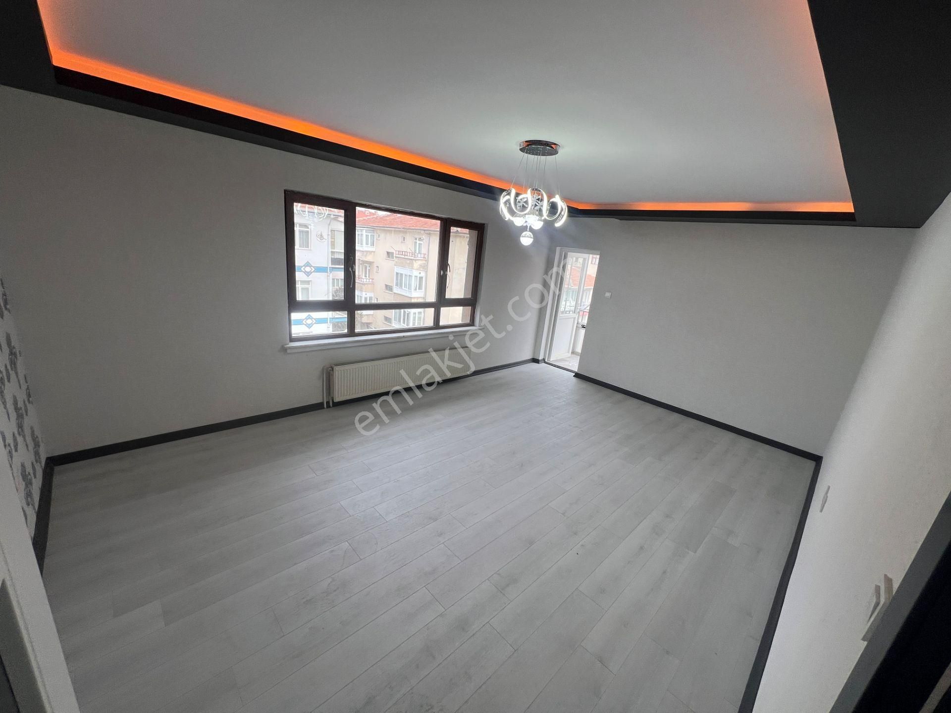 Sincan Akşemsettin Mah Ön Cephe Salon Bagımsız 4+1 Teras - Görsel 9