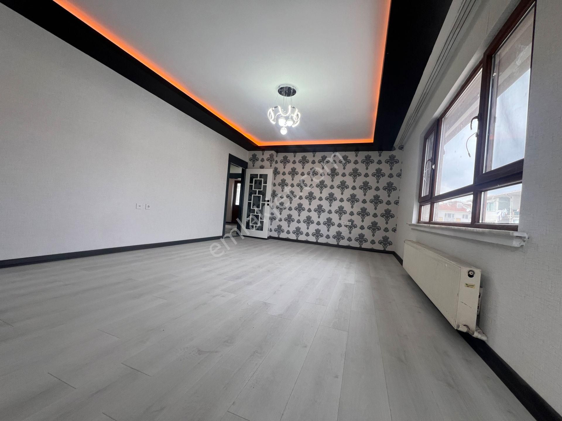 Sincan Akşemsettin Mah Ön Cephe Salon Bagımsız 4+1 Teras - Görsel 12