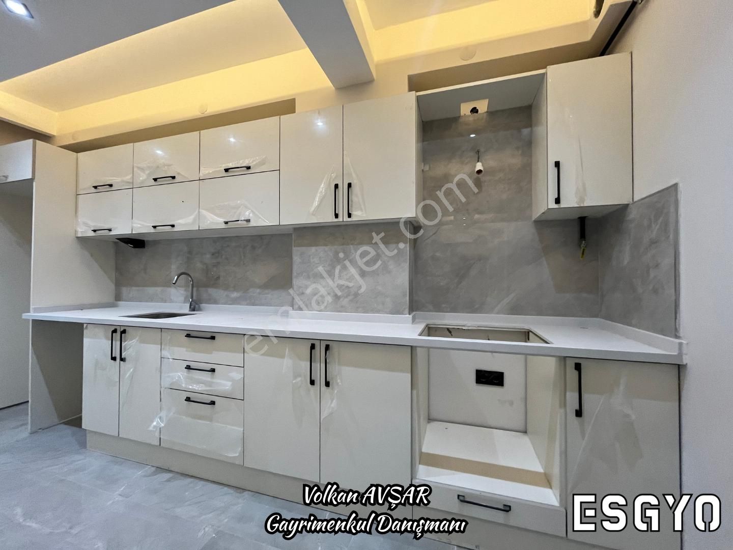 Esgyo'dan Sıfır, Yerden Isıtma, Ayrı Mutfaklı Geniş 2+0 Daireler - Görsel 9