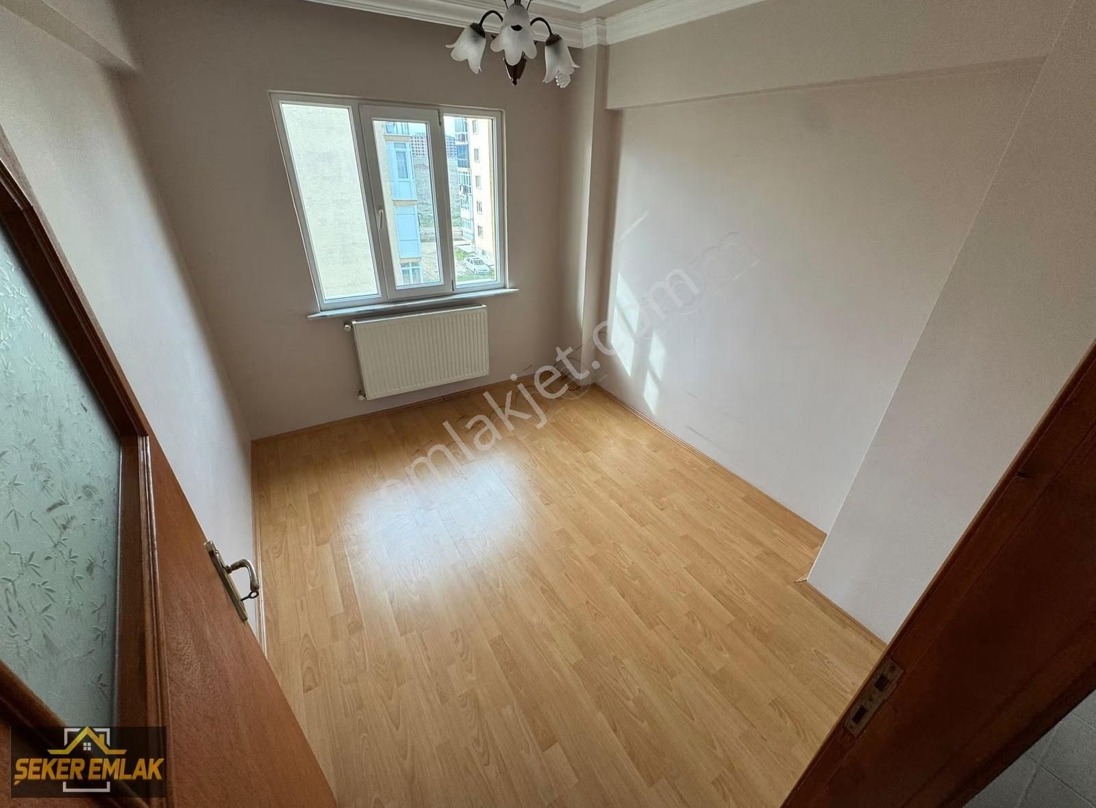 Şeker Emlktn Kiralık Ertaş Cad.manas Bloklarında 125m² 3+1 Daire - Görsel 7