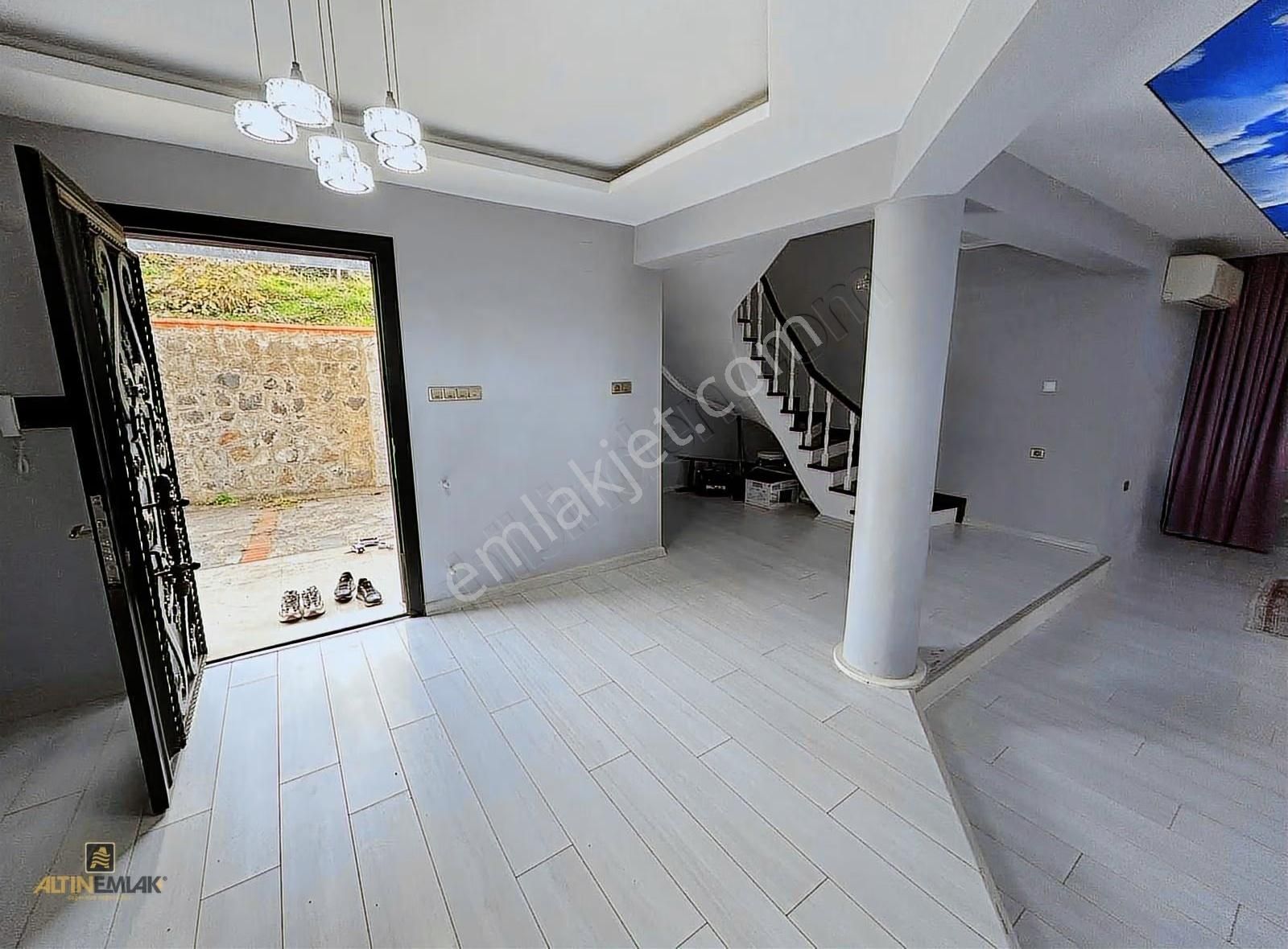 Altın Emlak Trabzonda Satılık Fırsat Villa - Görsel 29