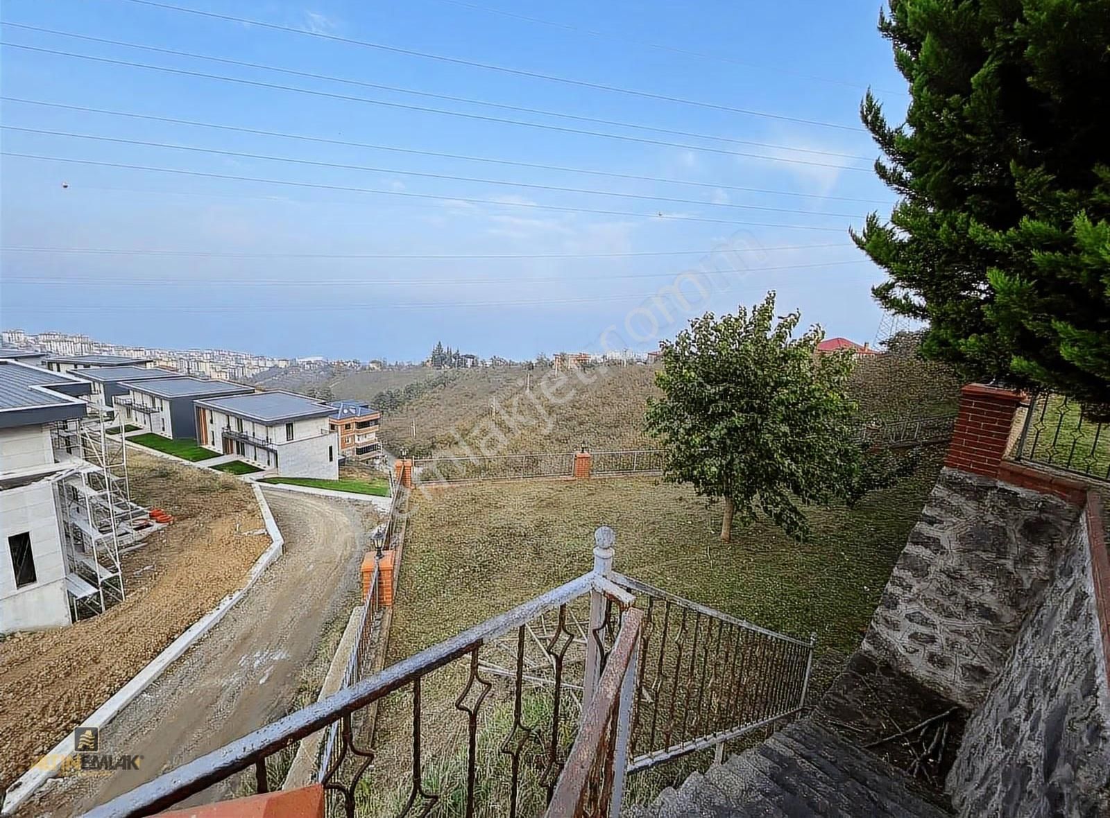 Altın Emlak Trabzonda Satılık Fırsat Villa - Görsel 15