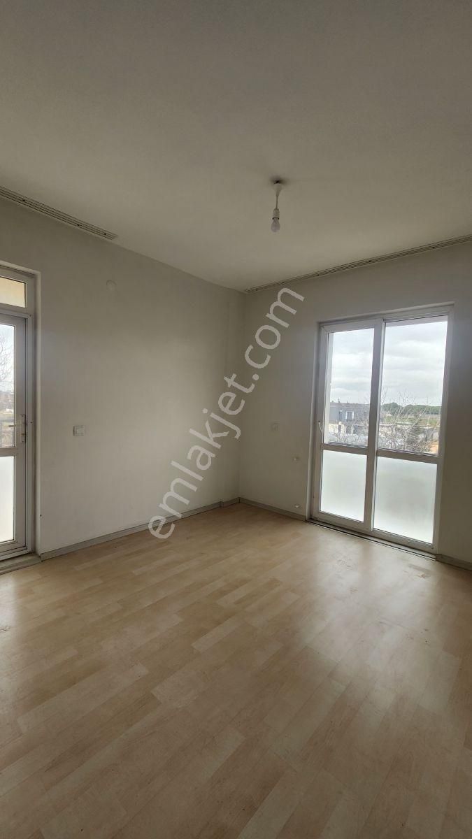 Araç Muayne İstasyonunun Arkasında Kiralık Daire - Görsel 10