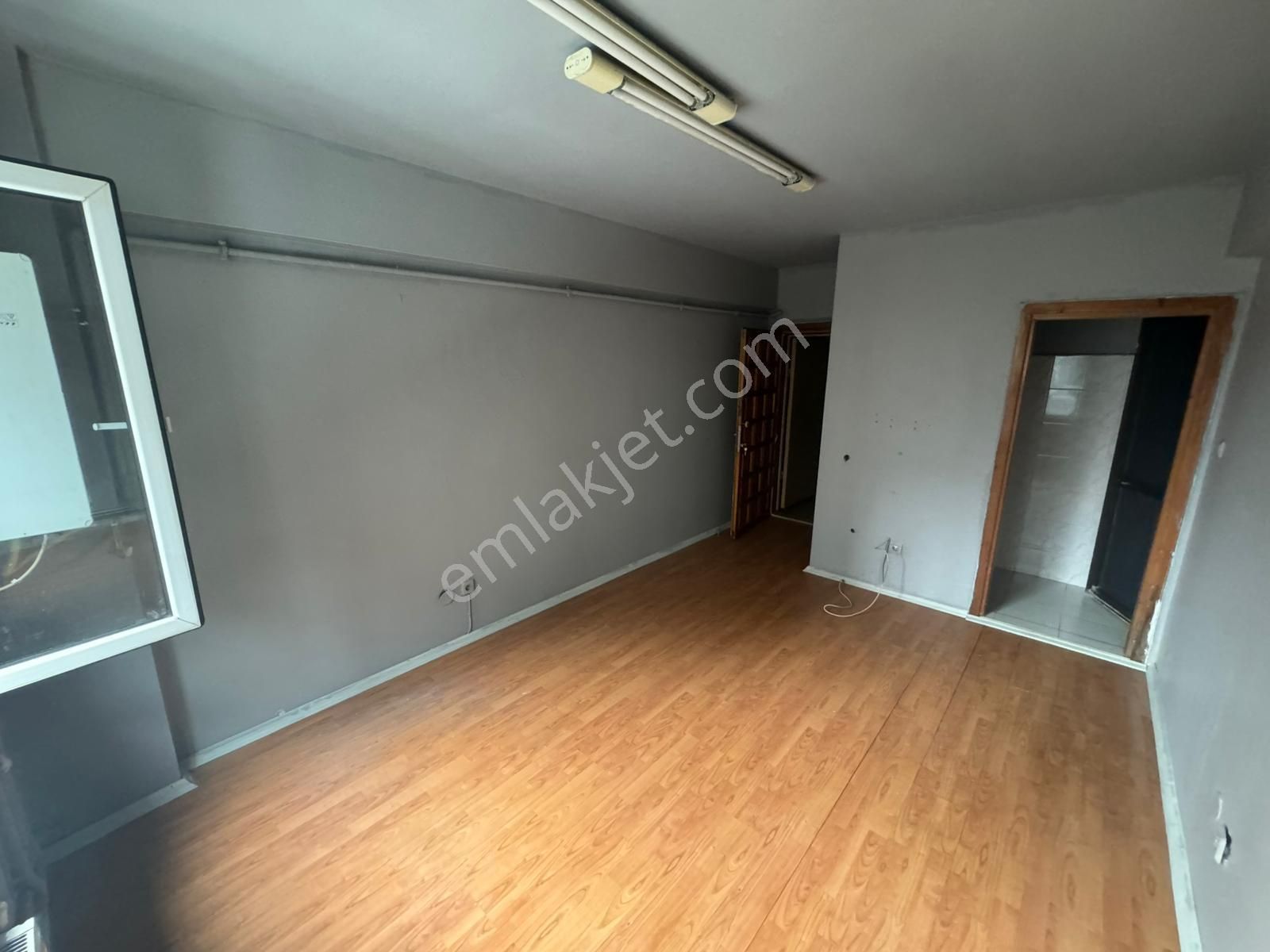 Kaşımpaşa Merkez'de Kiralık 1+1 Ofis & Büro - Görsel 4