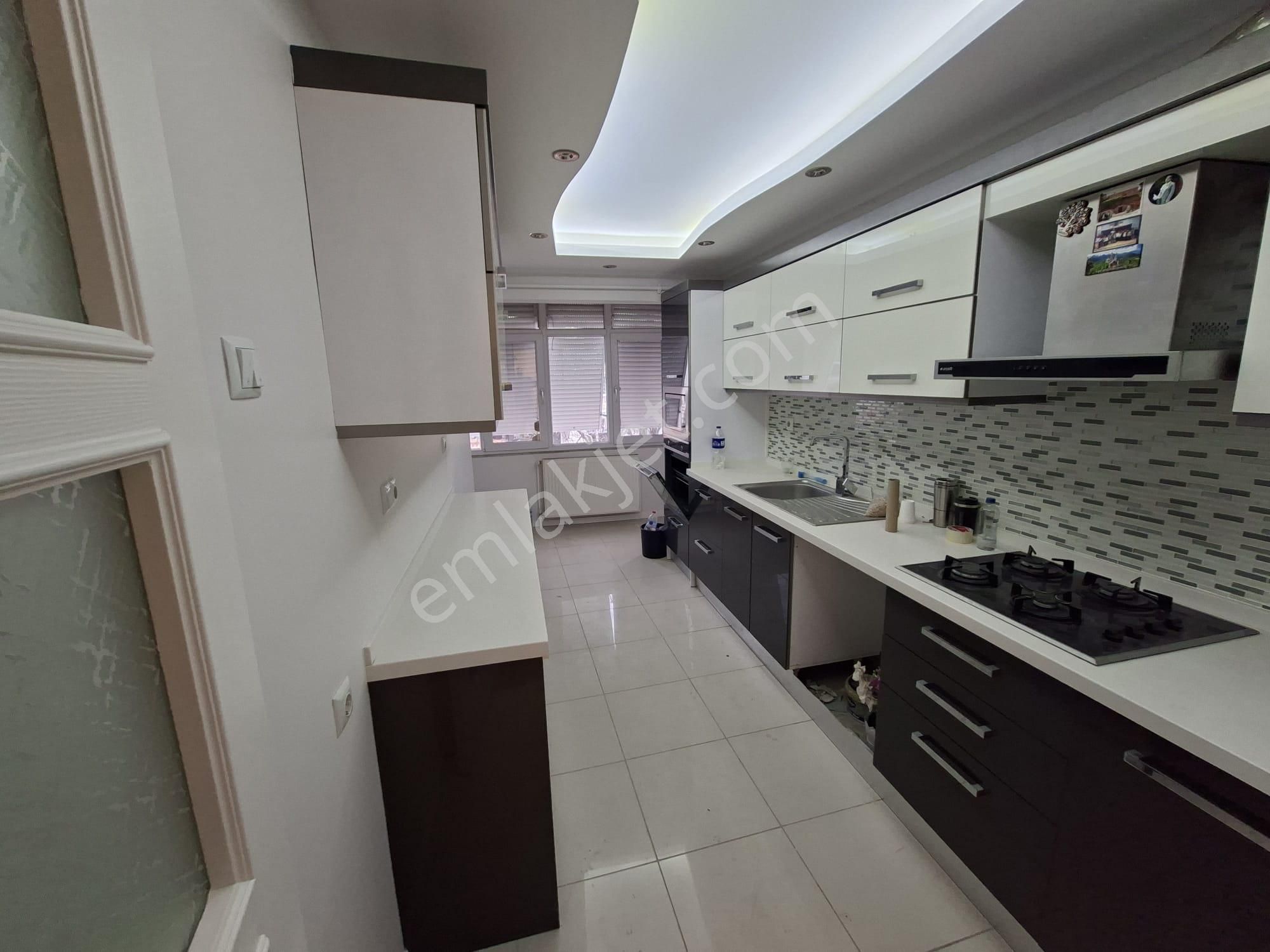 Güneş'ten Şirinyer İzban 3dk 3+1 150m 3.kat 3 Balkon 3 Cephe Otopark - Görsel 23