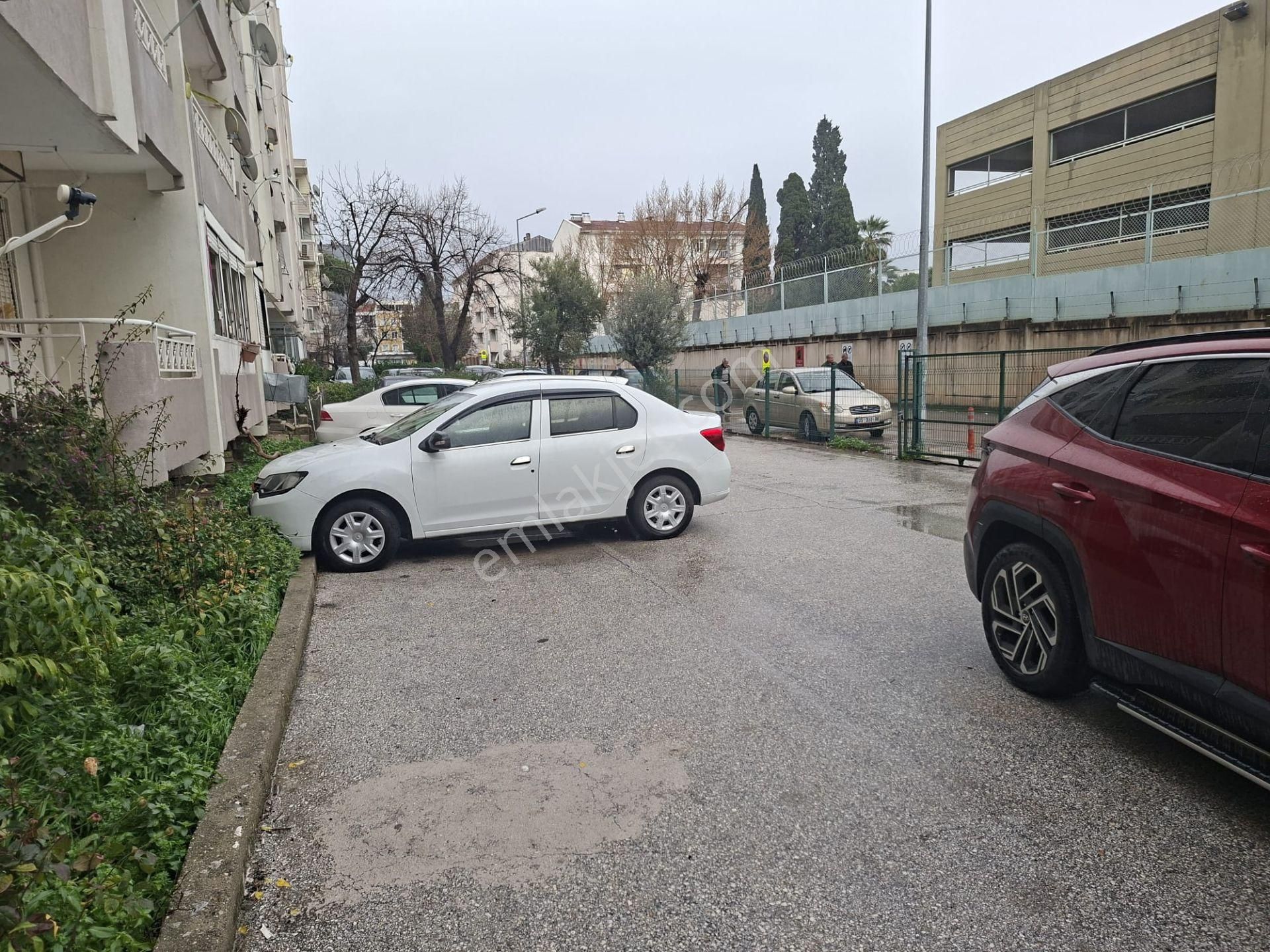 Güneş'ten Şirinyer İzban 3dk 3+1 150m 3.kat 3 Balkon 3 Cephe Otopark - Görsel 2