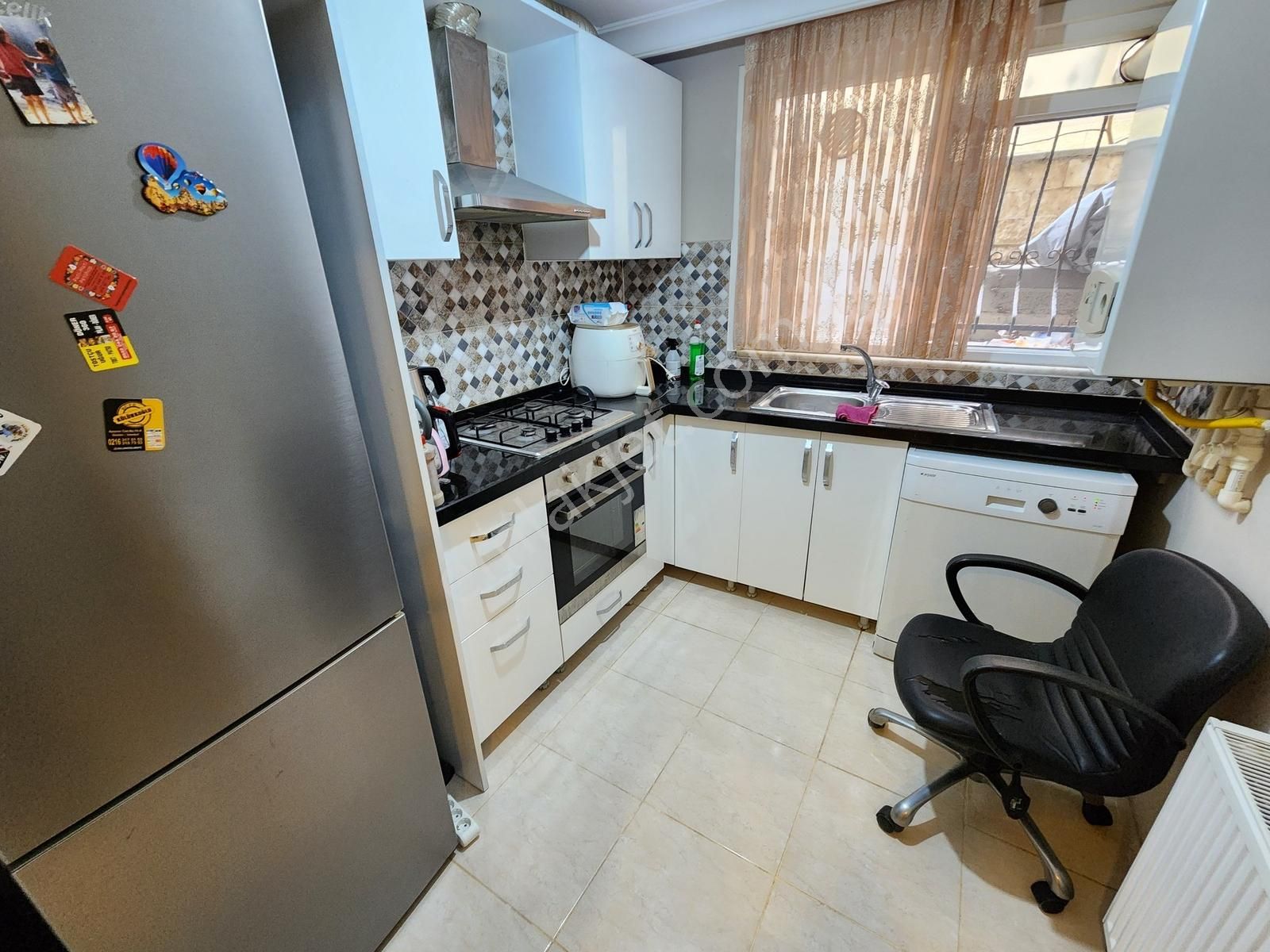 Anka'dan Üsküdar Cumhuriyet Mahallesinde Yeni Binada Eşyalı 2+1 - Görsel 10