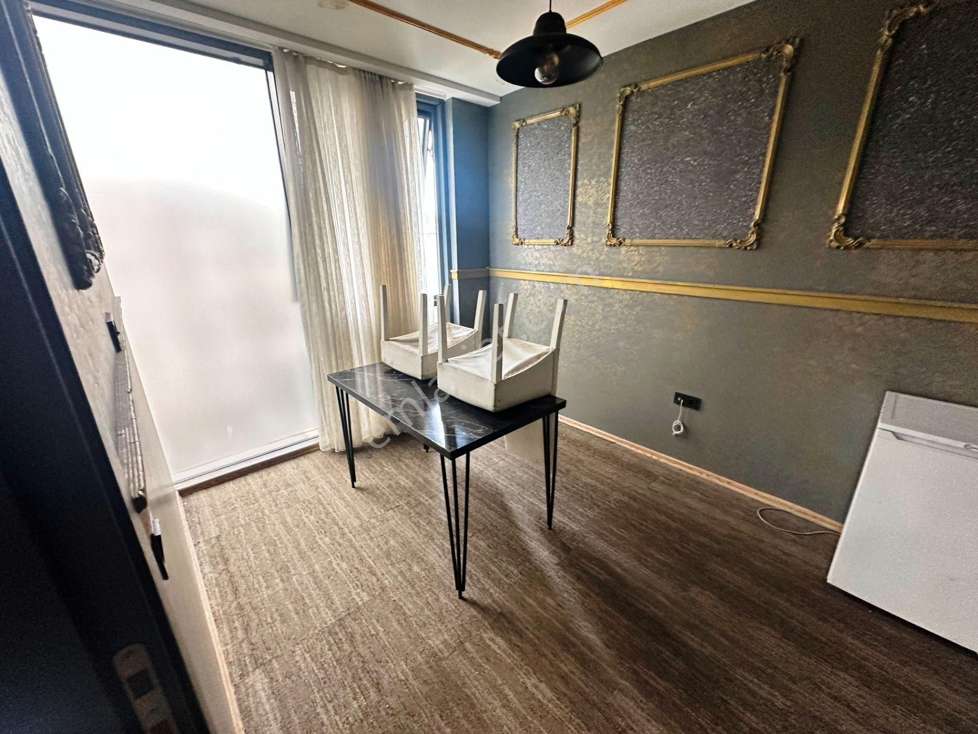 Sancaktepe Ebubekir Cd.8 Yıllık 50m2 Mutfaklı Wc'li Satılık Ofis - Görsel 12