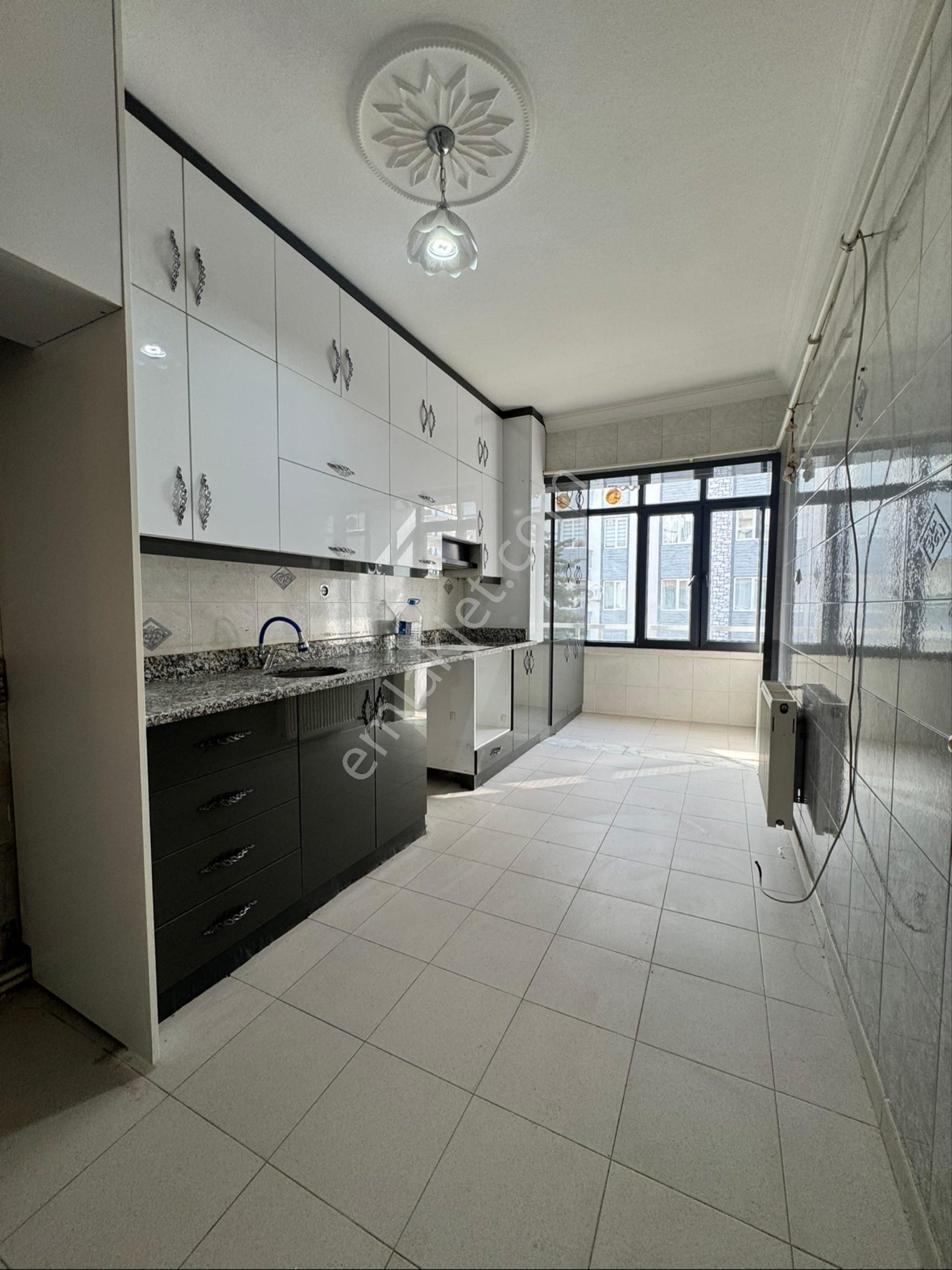 G.antep Güneykent Mah Özge Can Yüzme Havuzu Karşısında Kiralık 2 +1 Geniş Daire - Görsel 31