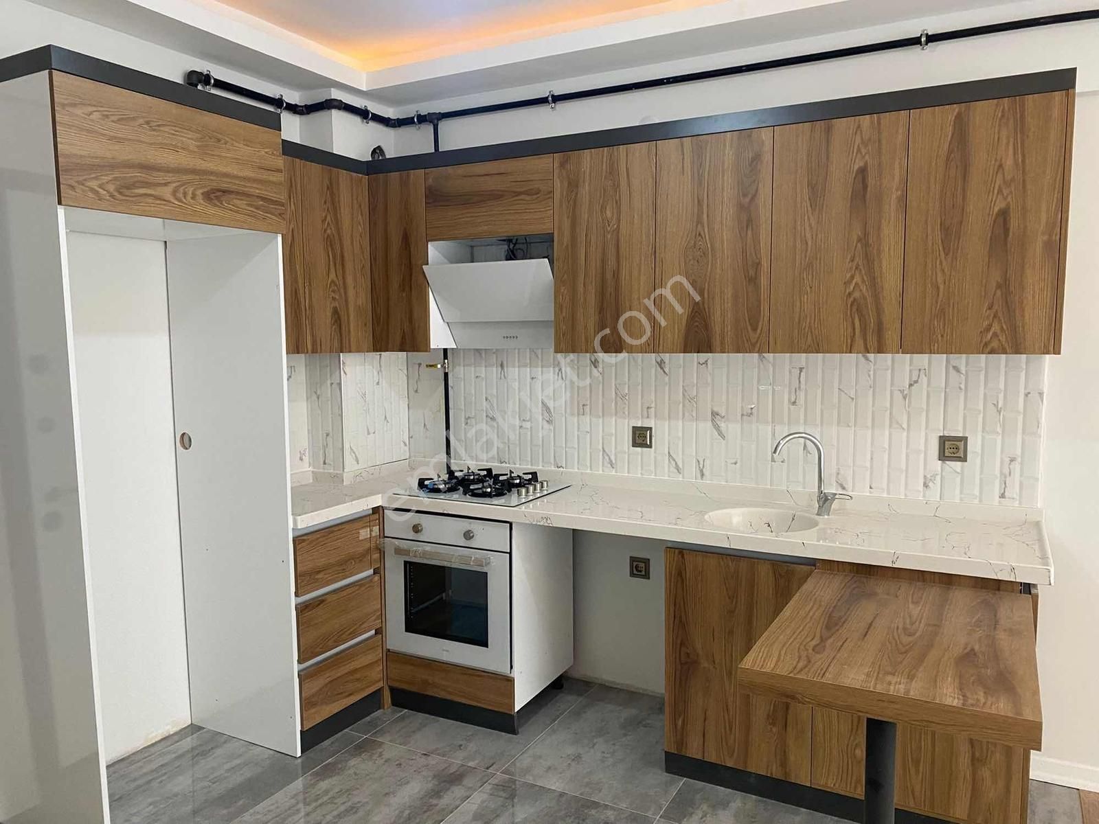 Dumlupınar Mahallesinde İskanlı Katta Full Yapılı Satılık Daire - Görsel 4