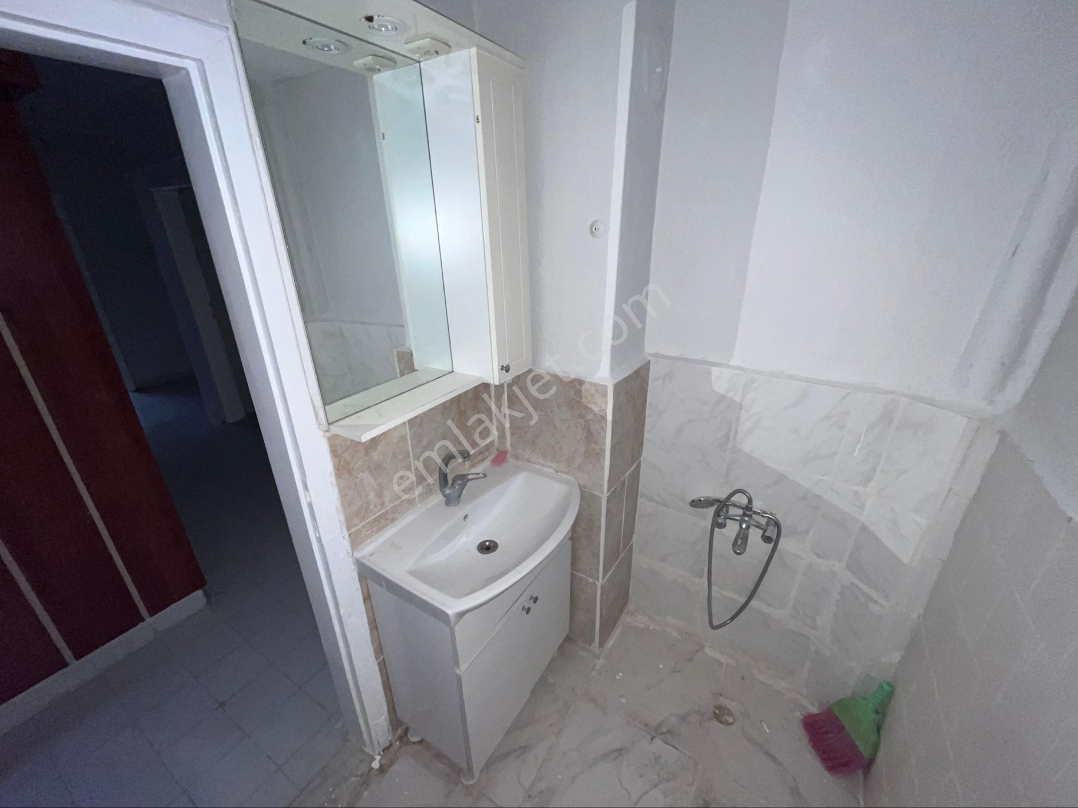 Sincan İstasyon Mh.'de 3+1 Ön Cephe 2.orta Kat Satılık Daire - Görsel 13