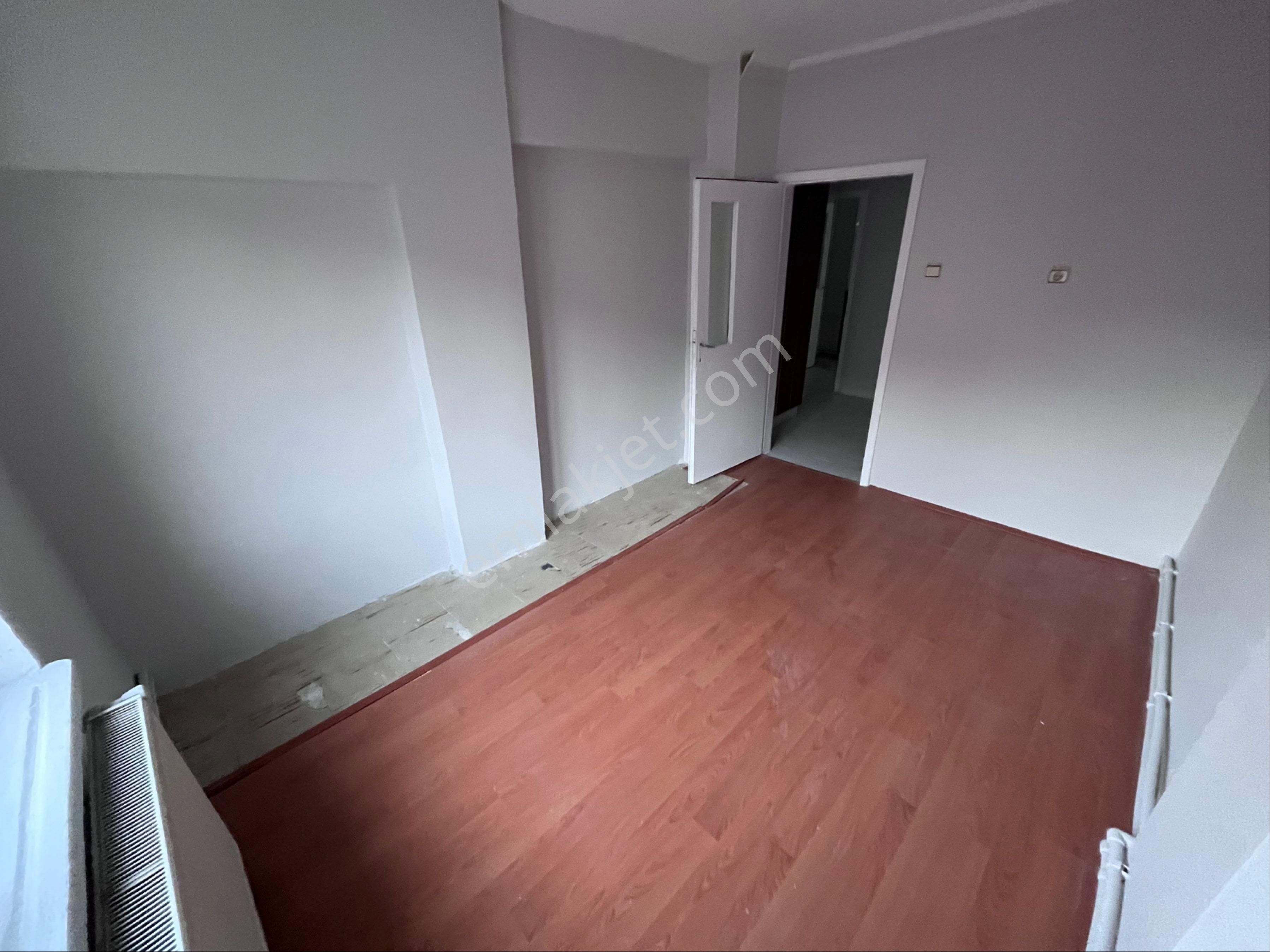 Sincan İstasyon Mh.'de 3+1 Ön Cephe 2.orta Kat Satılık Daire - Görsel 11