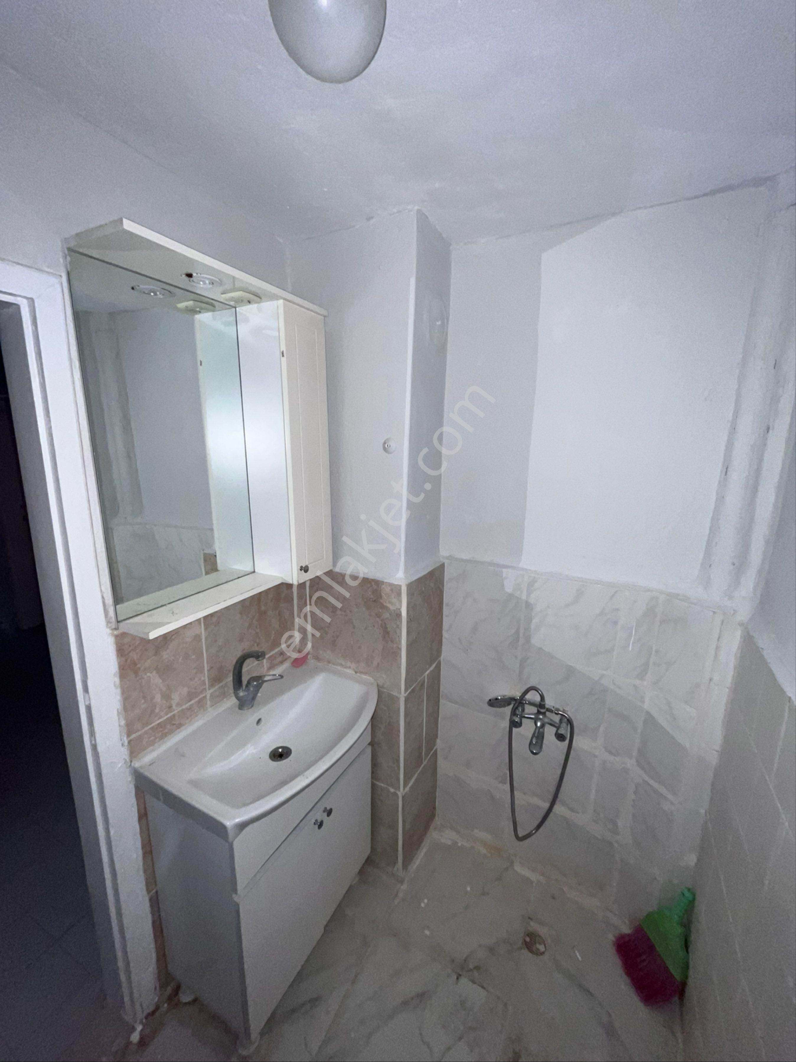 Sincan İstasyon Mh.'de 3+1 Ön Cephe 2.orta Kat Satılık Daire - Görsel 14